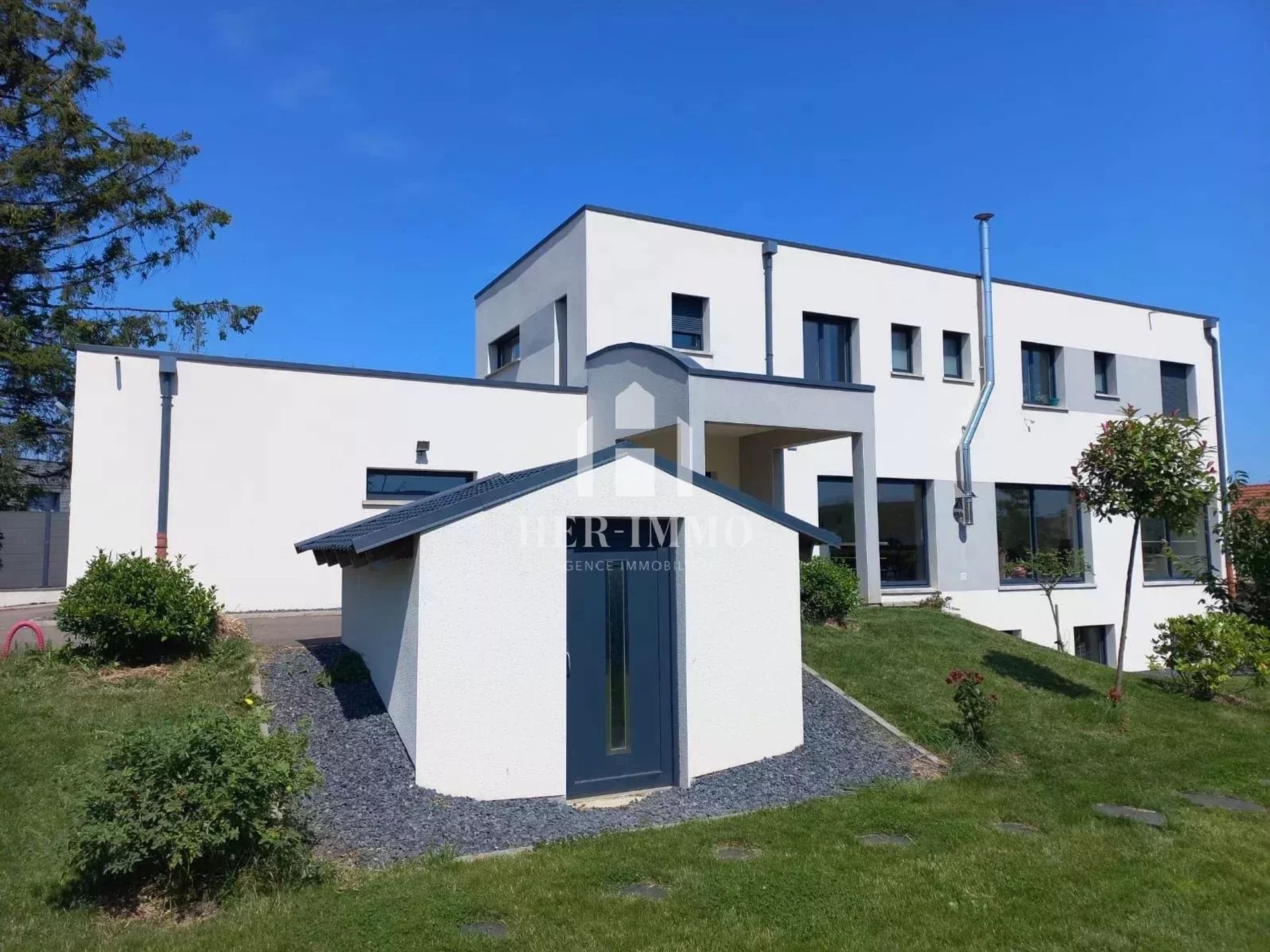 Residencial en Hussigny-Godbrange, Meurthe-et-Moselle 12892701