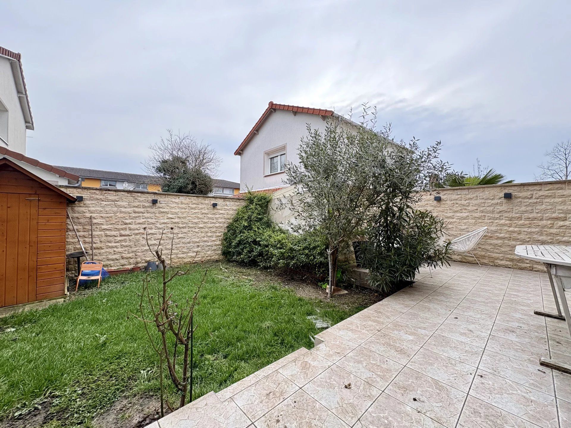 Кілька будинків в Champigny-sur-Marne, Val-de-Marne 12892735