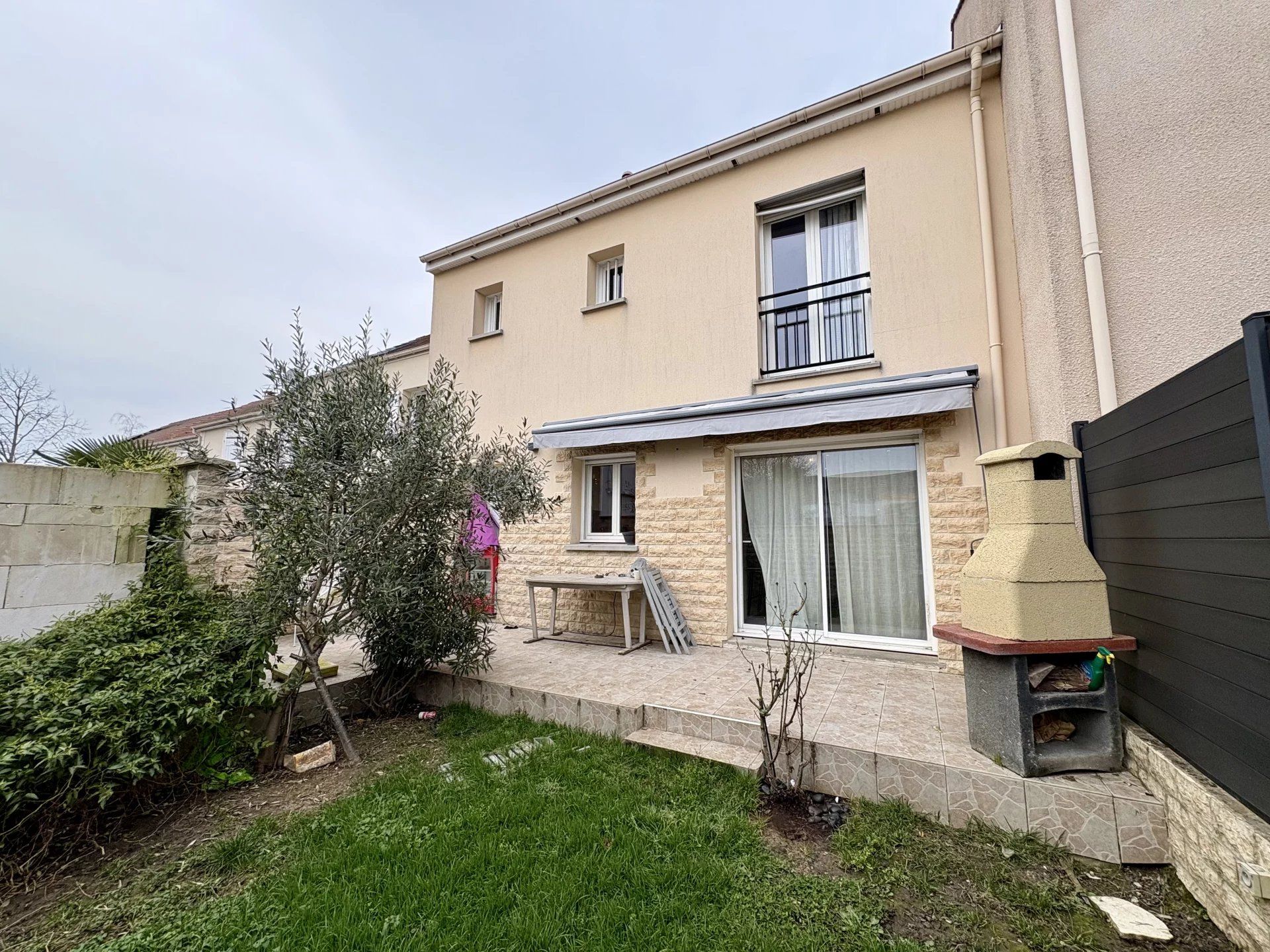 Residenziale nel Champigny-sur-Marne, Val-de-Marne 12892735