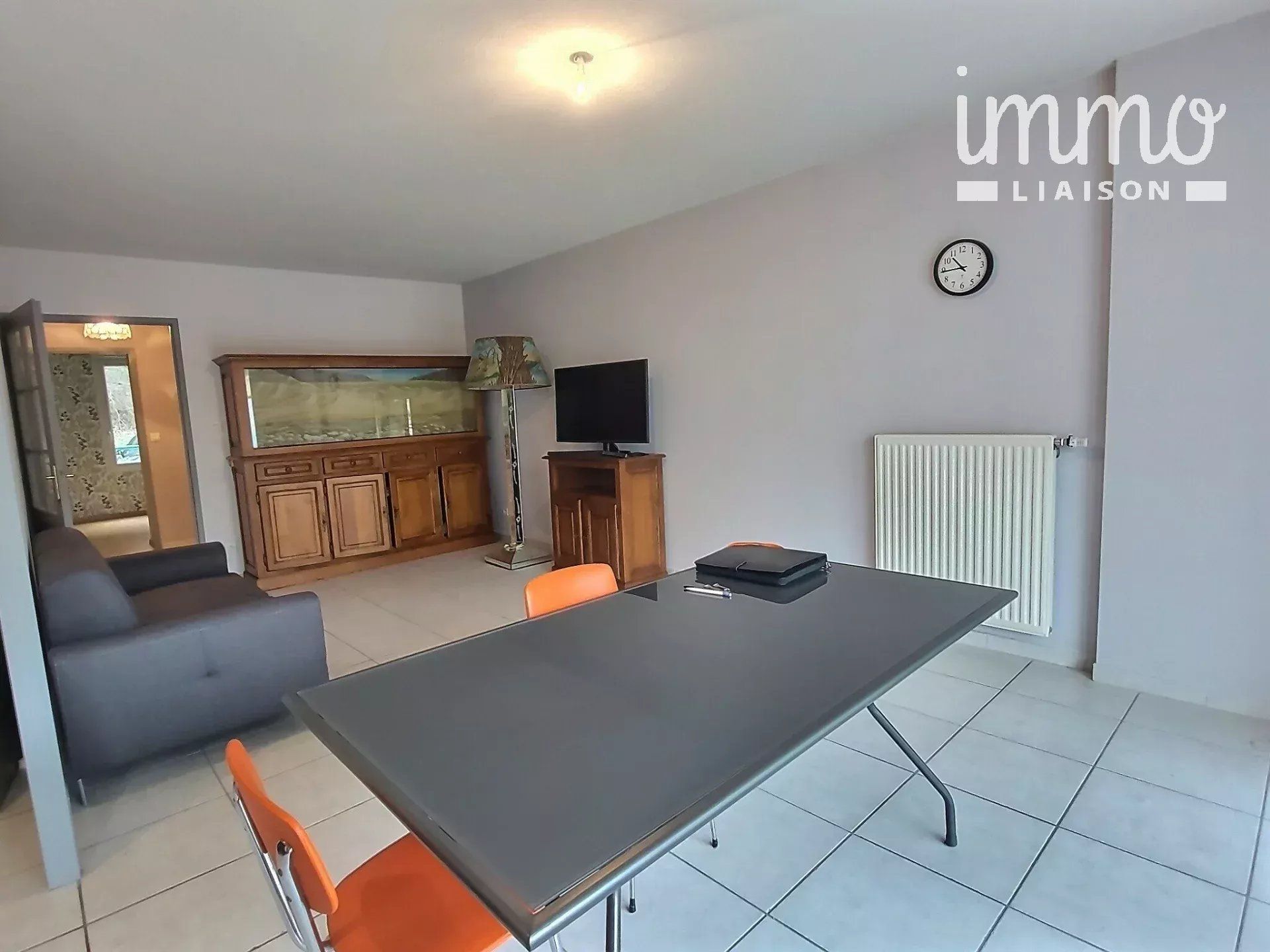 Condominium in Allevard, Auvergne-Rhône-Alpes 12892952