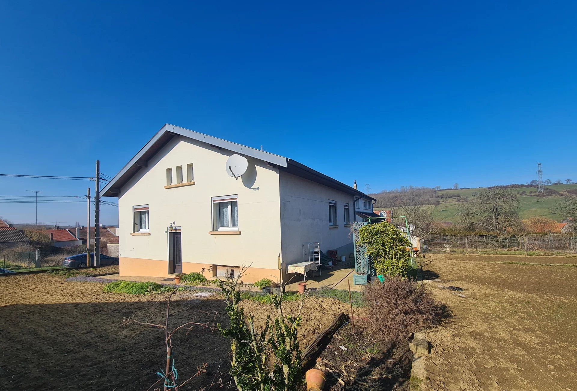 بيت في Belleau, Meurthe-et-Moselle 12893059