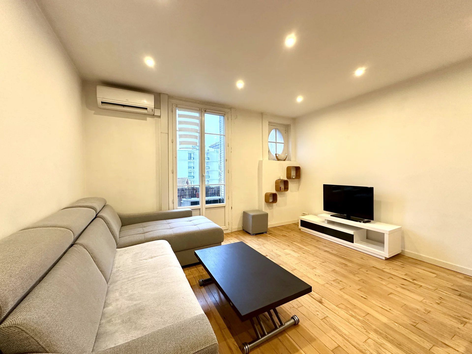 سكني في Cannes, Alpes-Maritimes 12893469