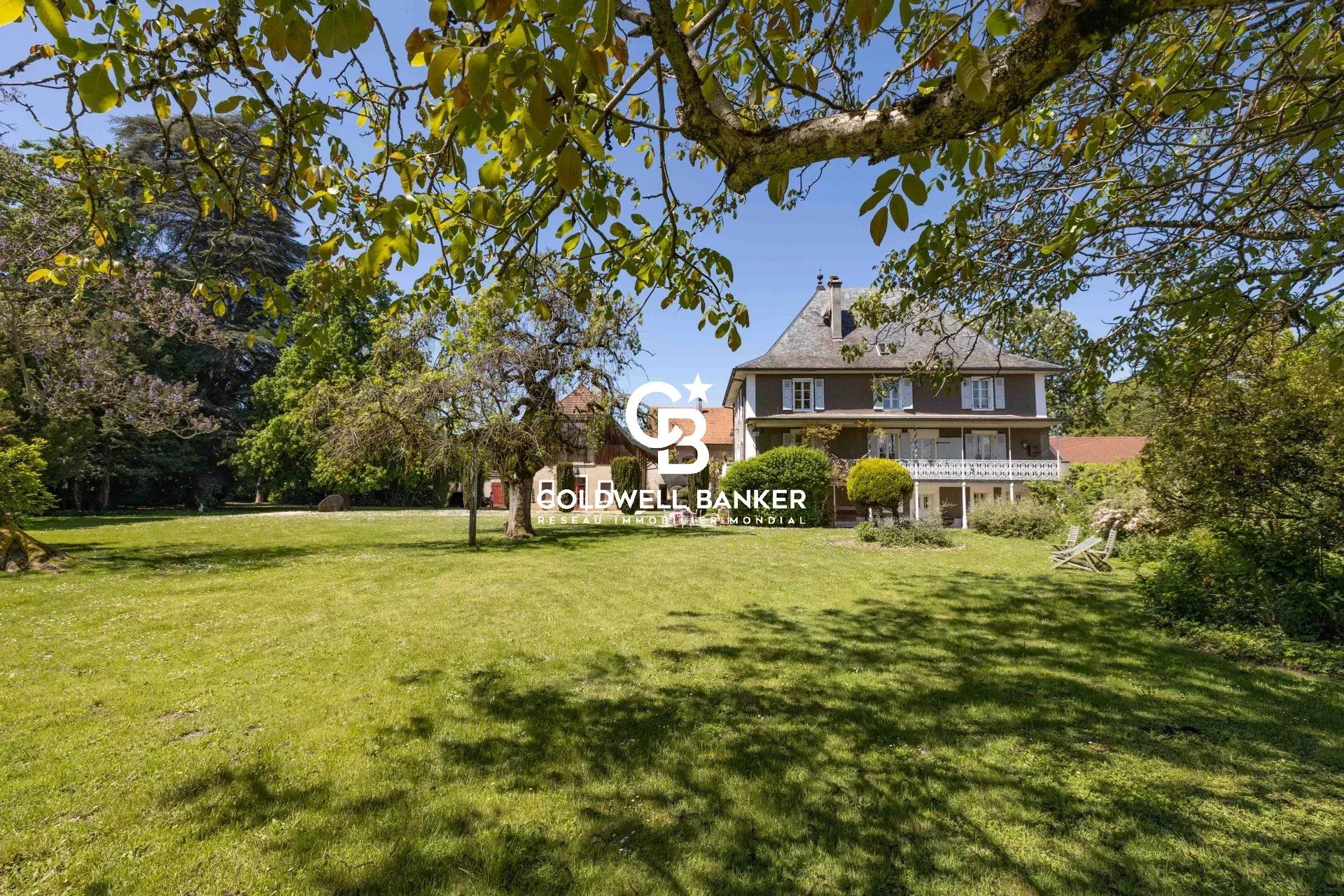 Haus im Reignier-Ésery, Haute-Savoie 12893517