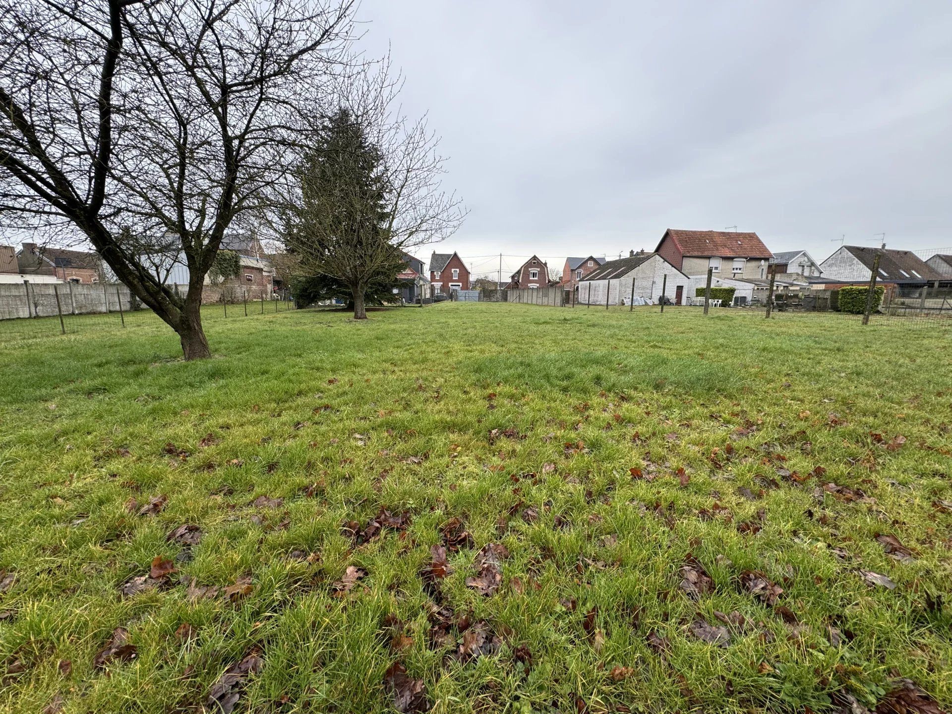 Detaljhandel i Cambrai, Hauts-de-France 12893963