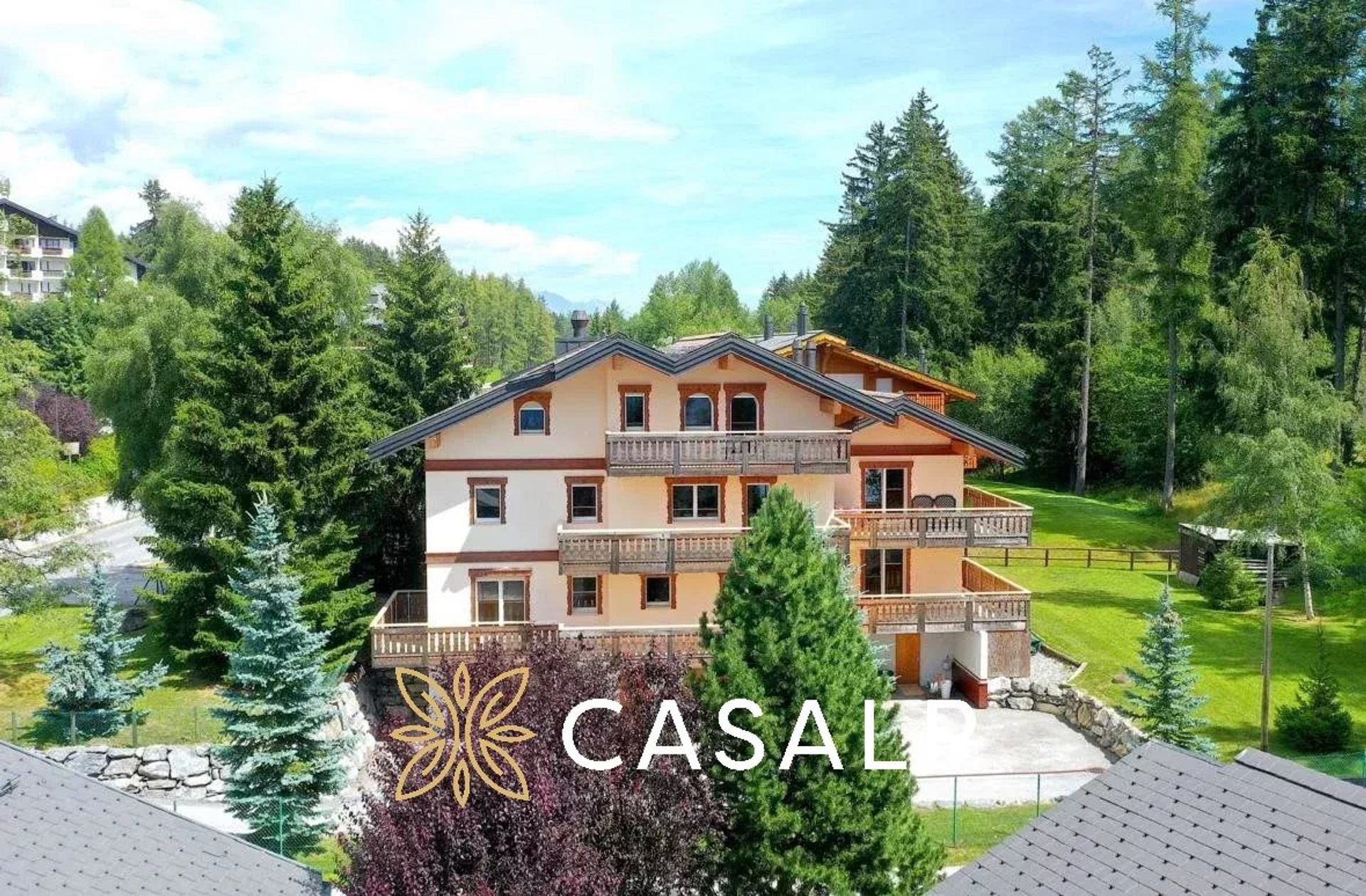 Жилой в Crans-Montana, District de Sierre 12893988