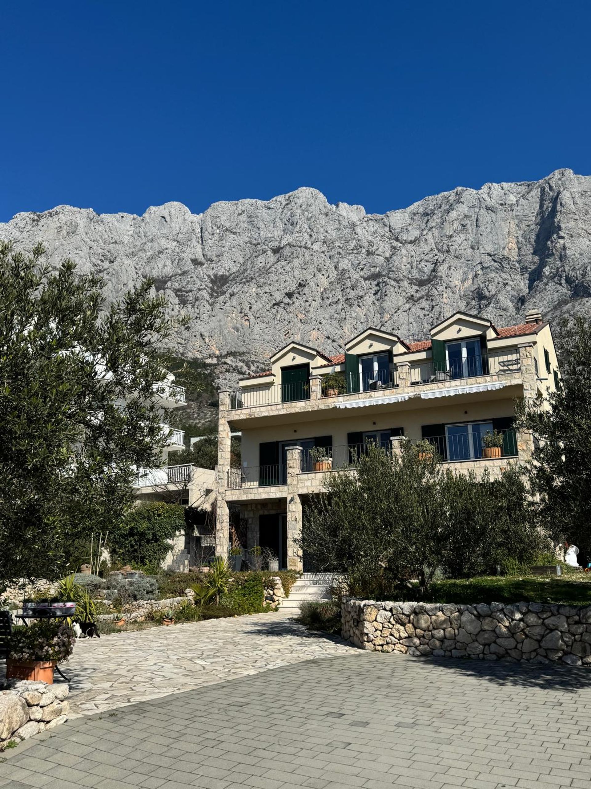 rumah dalam Makarska, Splitsko-Dalmatinska Zupanija 12894080