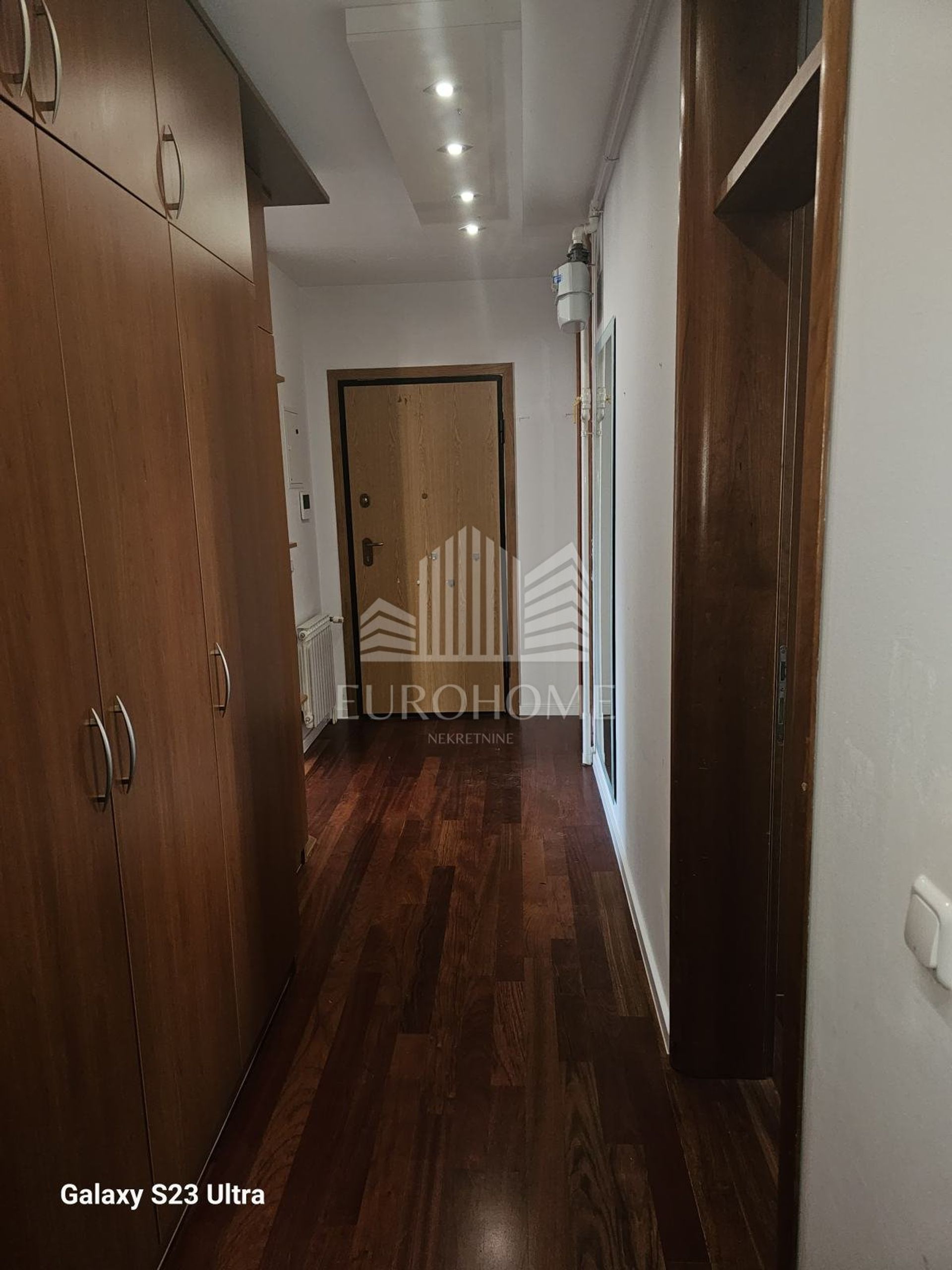 Condominio en Zagreb, Grad Zagreb 12894296