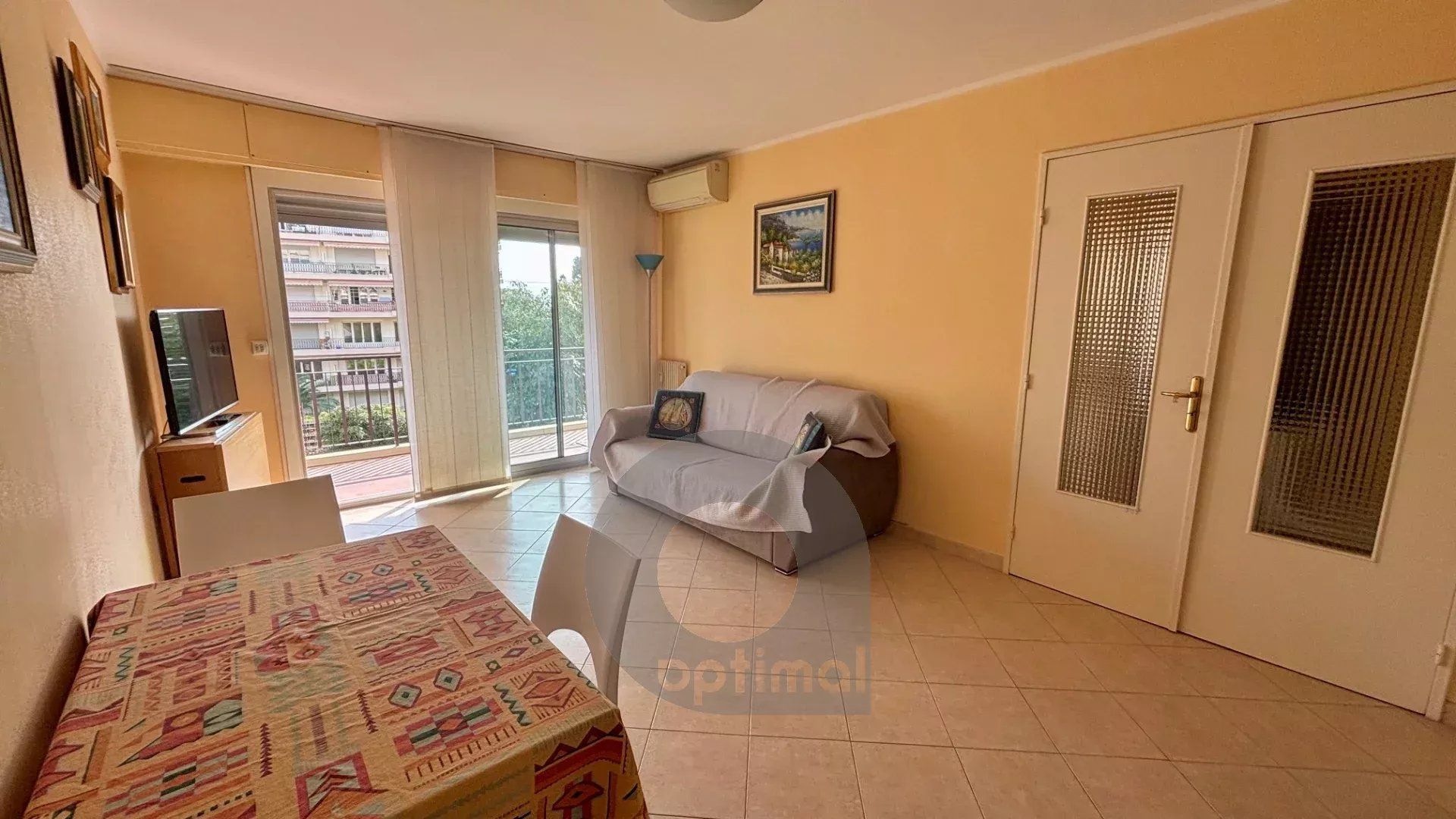 Osakehuoneisto sisään Menton, Alpes-Maritimes 12894456