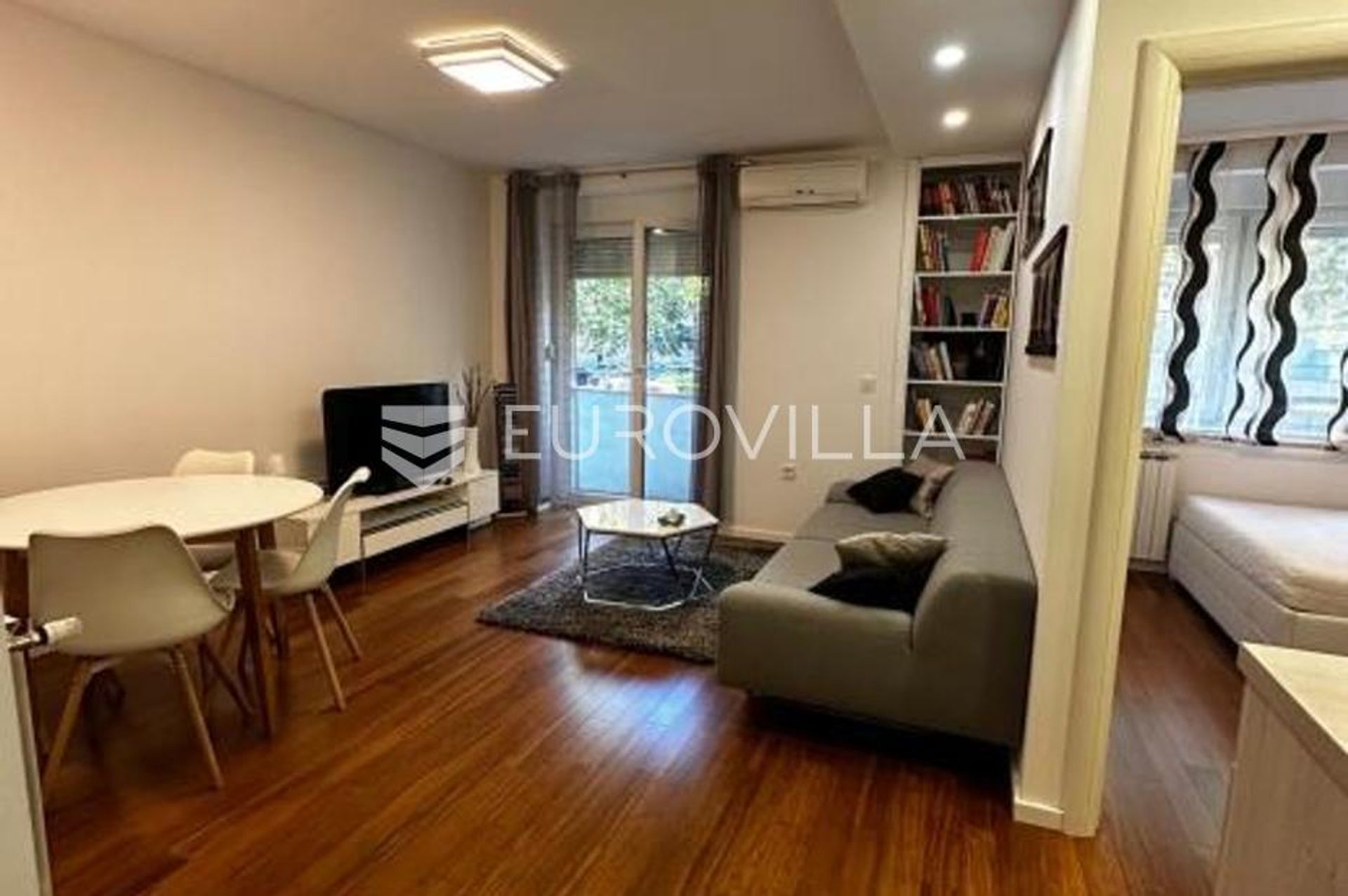 Condominio en Zagreb, Zagreb, Graduado 12894642