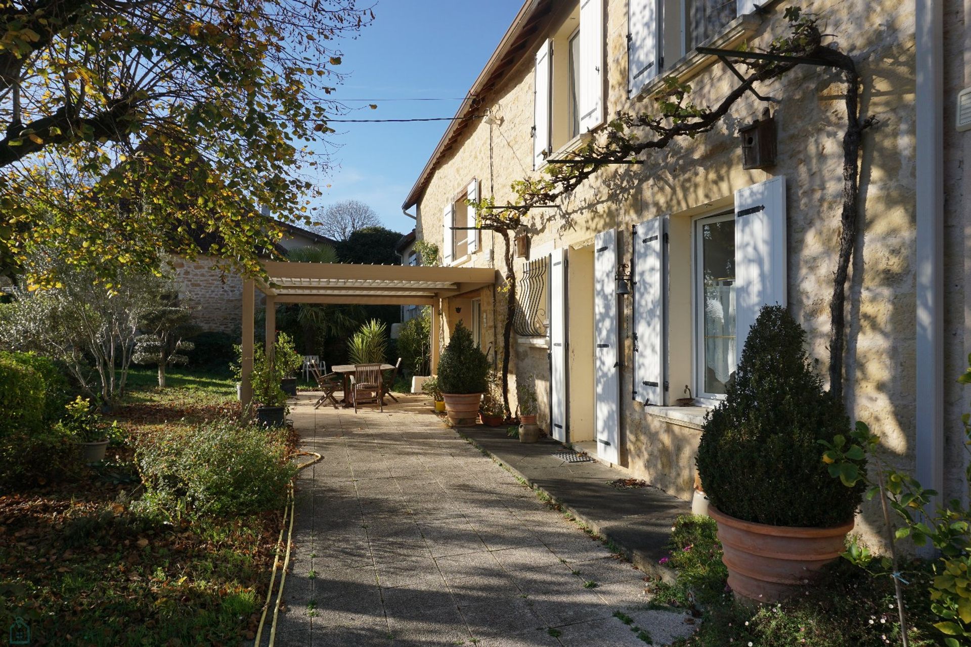 Haus im Saint-Sulpice-d'Excideuil, Nouvelle-Aquitaine 12894797