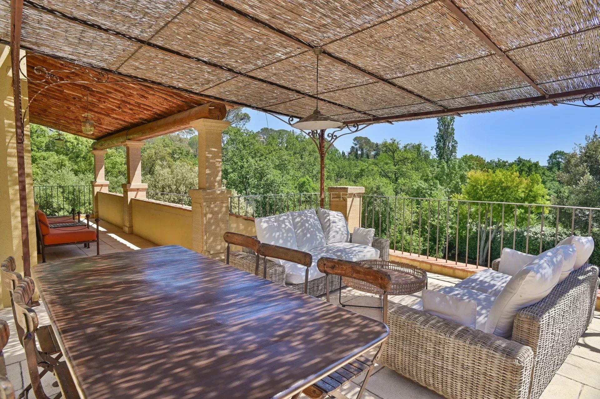 Hus i Saint-Raphael, Provence-Alpes-Cote d'Azur 12894952