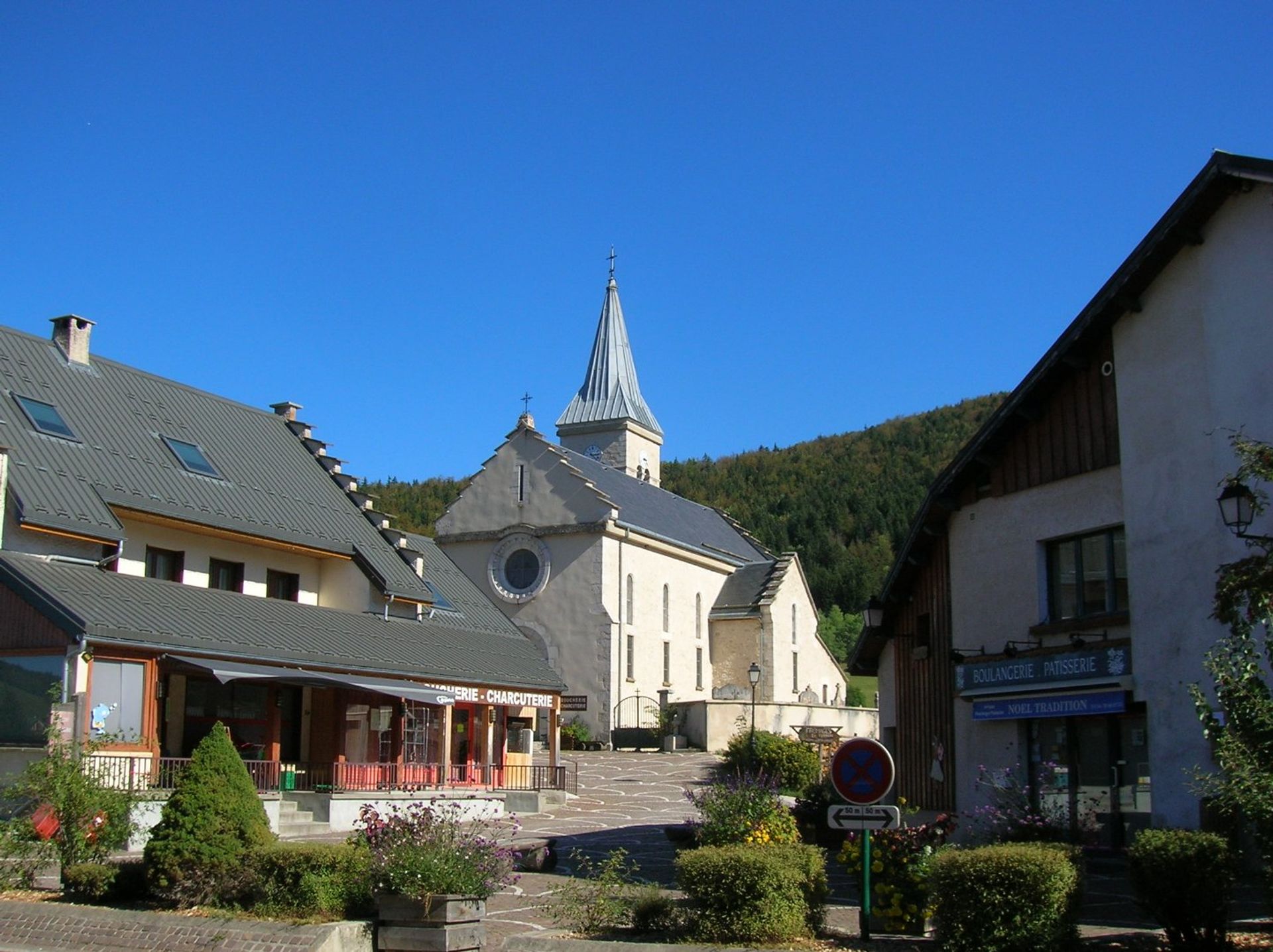 Komersial di Corrençon-en-Vercors, Auvergne-Rhône-Alpes 12895362