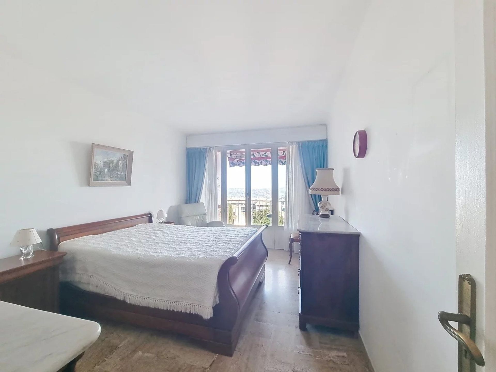 Кондоминиум в Grasse, Alpes-Maritimes 12896104