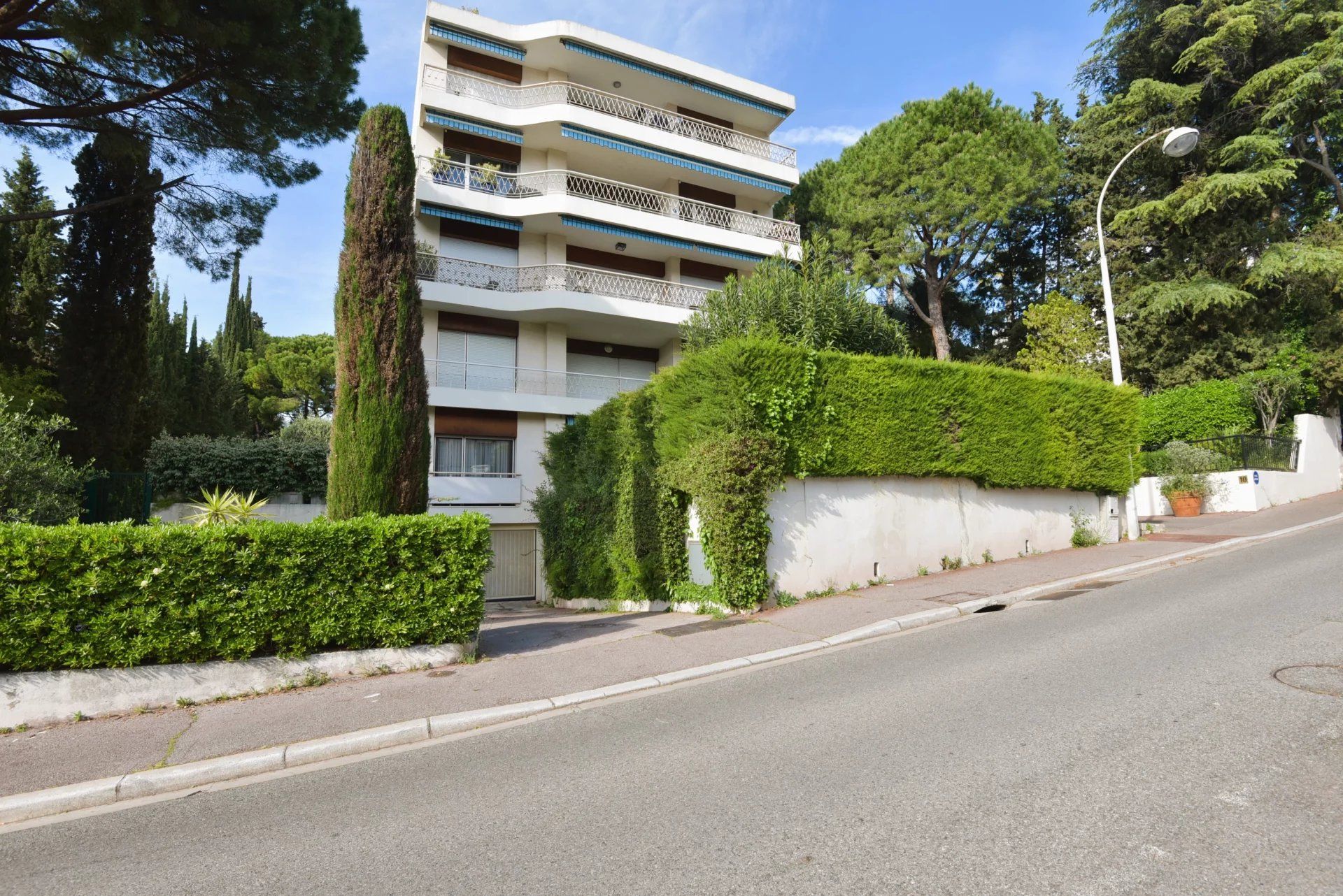 Condominium in Nice, Alpes-Maritimes 12896968