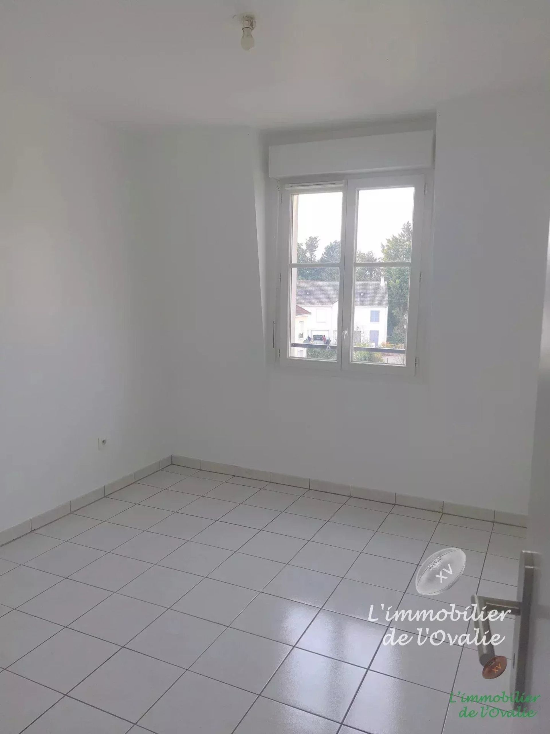 Condominium in Chilly-Mazarin, Essonne 12897463