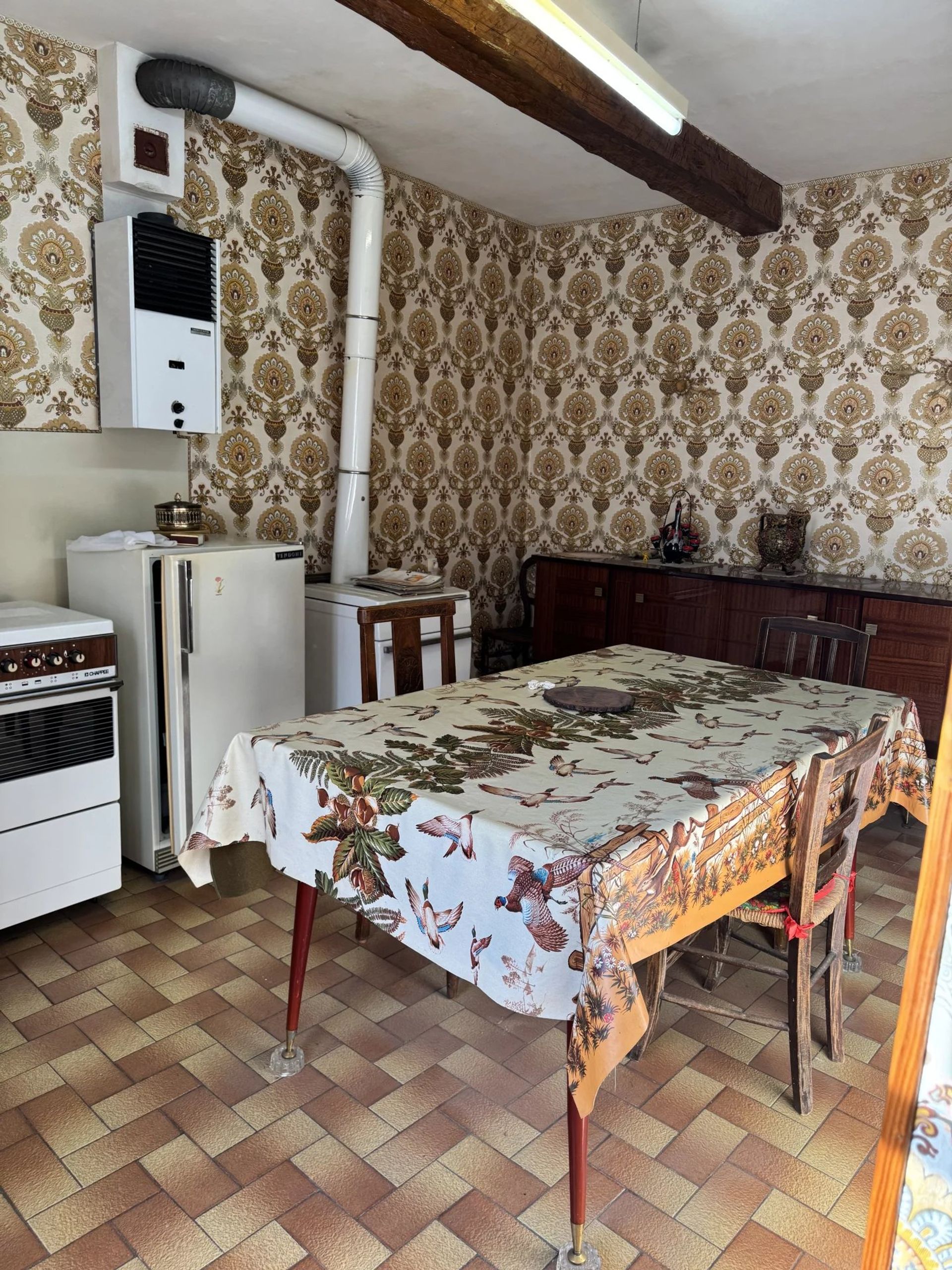 loger dans La Bastide-des-Jourdans, Provence-Alpes-Cote d'Azur 12897501