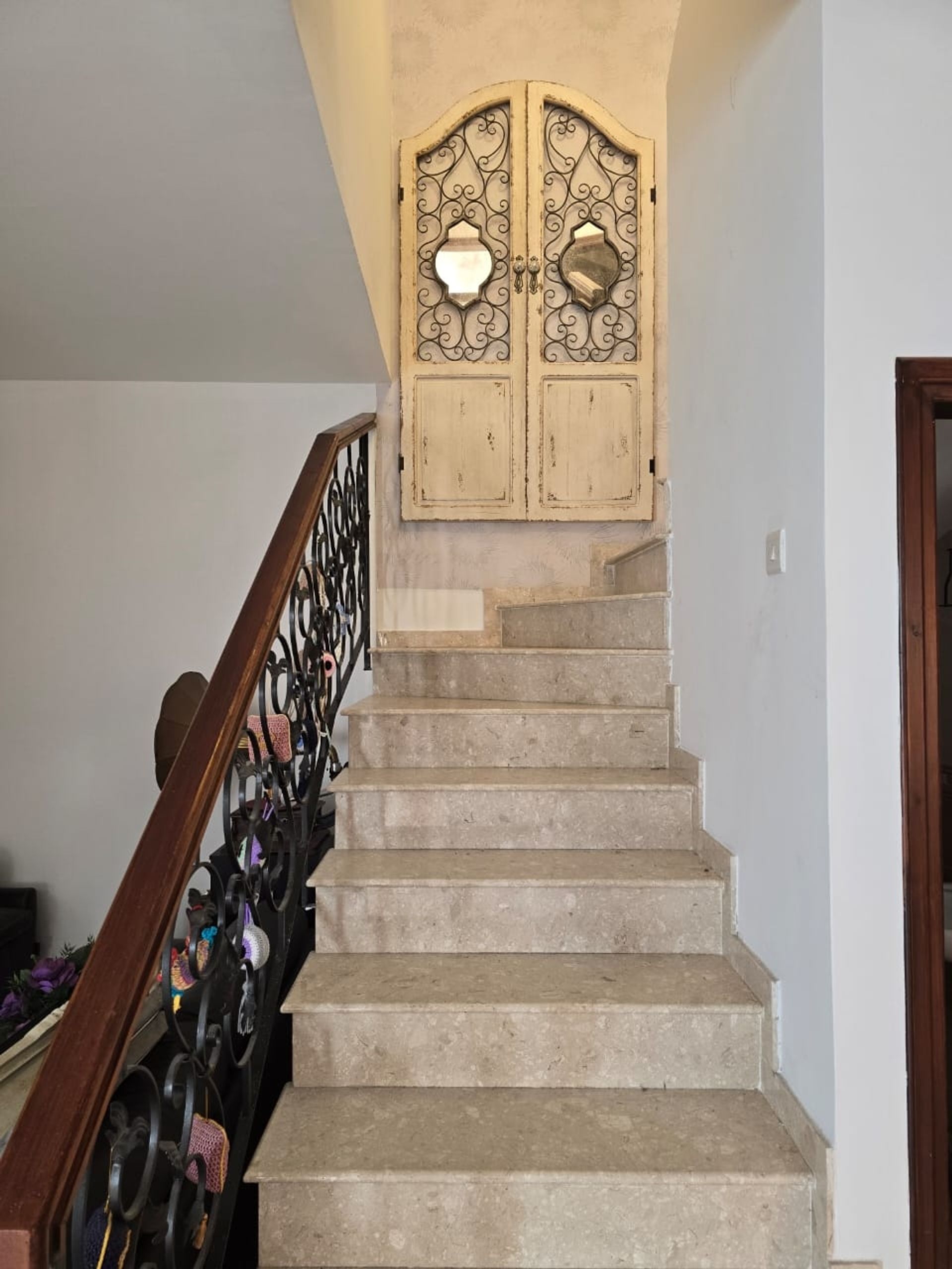 rumah dalam Limassol, Lemesos 12897737