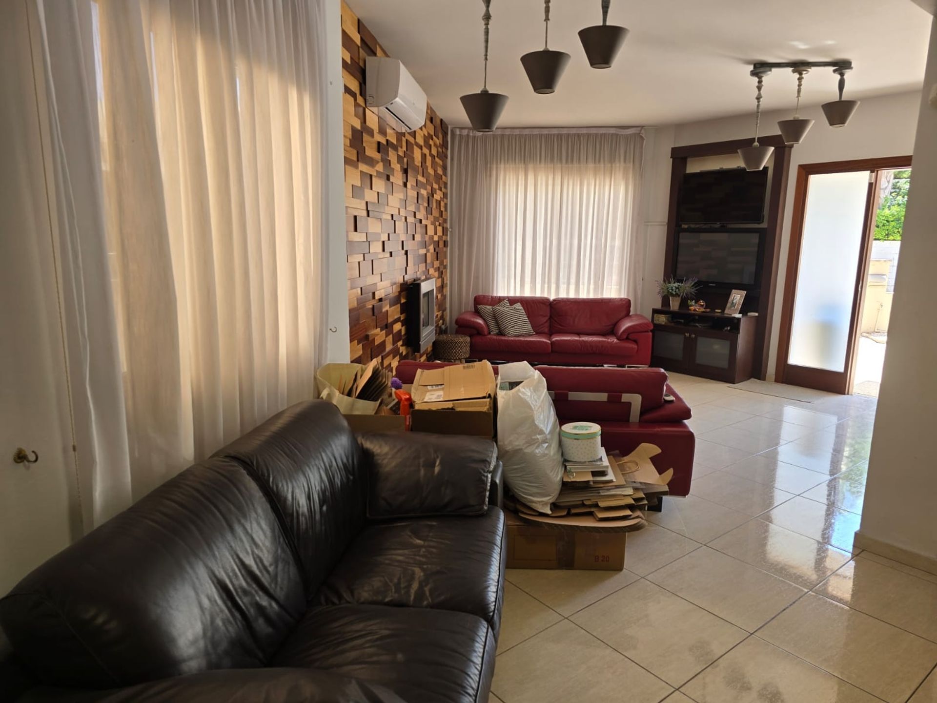 rumah dalam Limassol, Lemesos 12897737