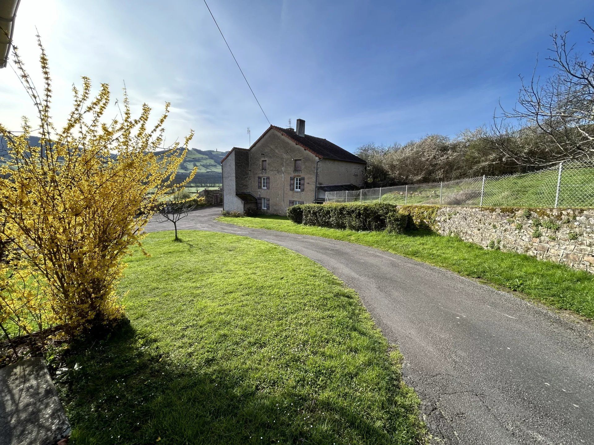 casa en Cluny, Saône-et-Loire 12897946