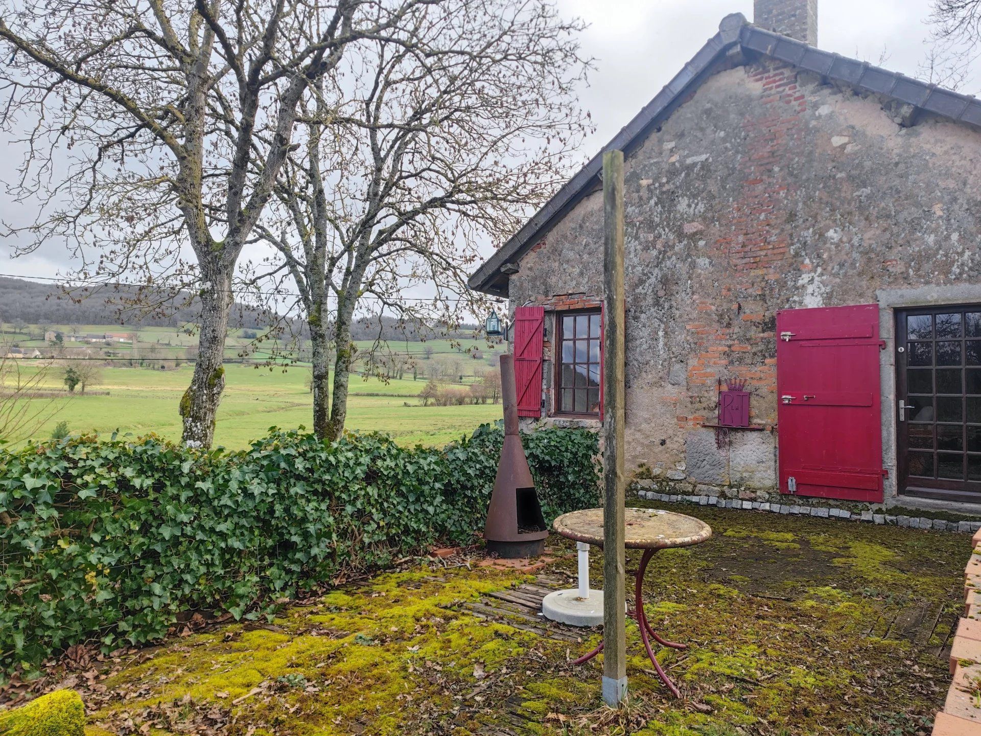 Casa nel Luzy, Nièvre 12898004