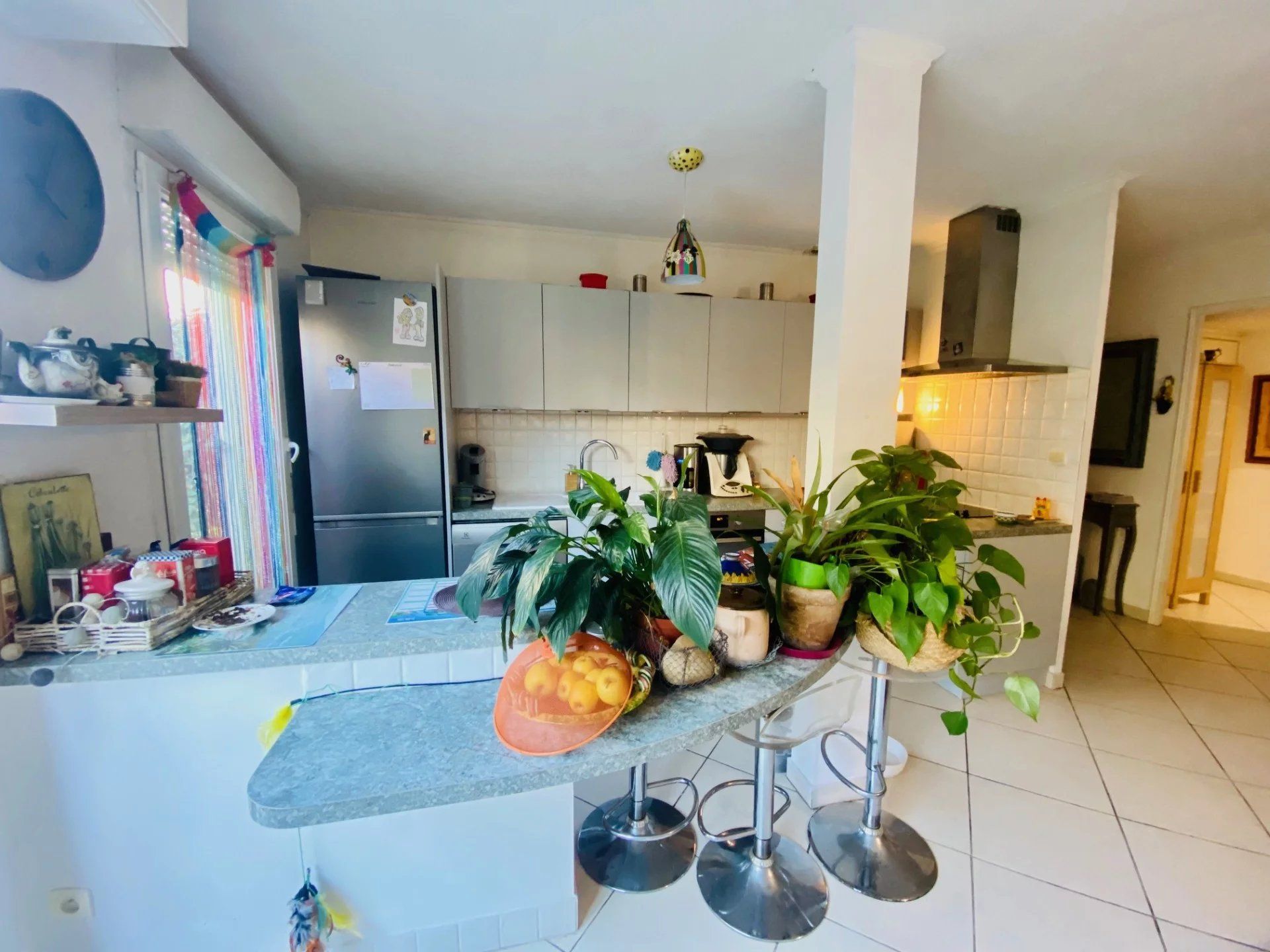 Condominio nel Hyeres, Provence-Alpes-Cote d'Azur 12898032