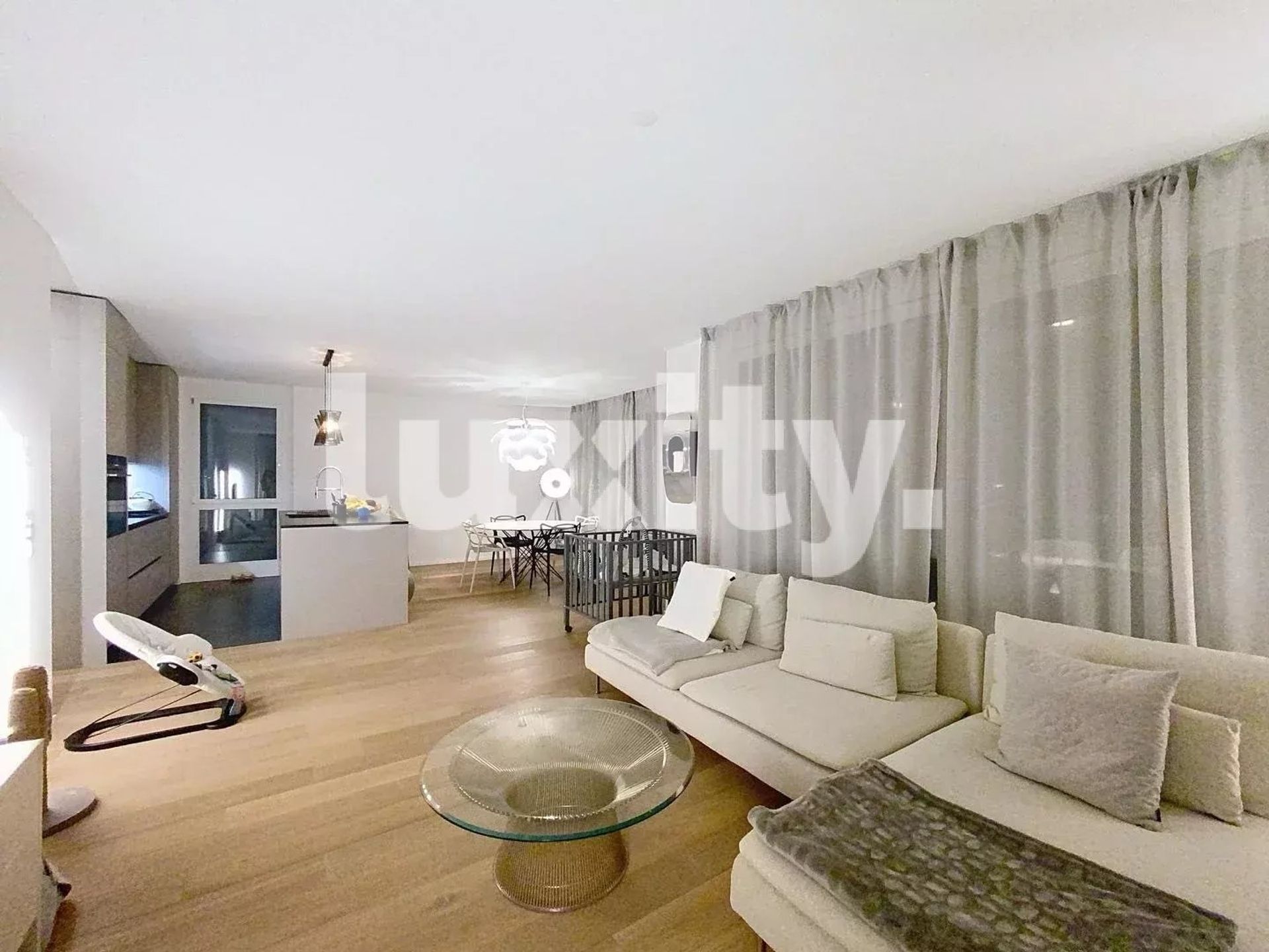 Condominium in Troinex, Geneve 12898561