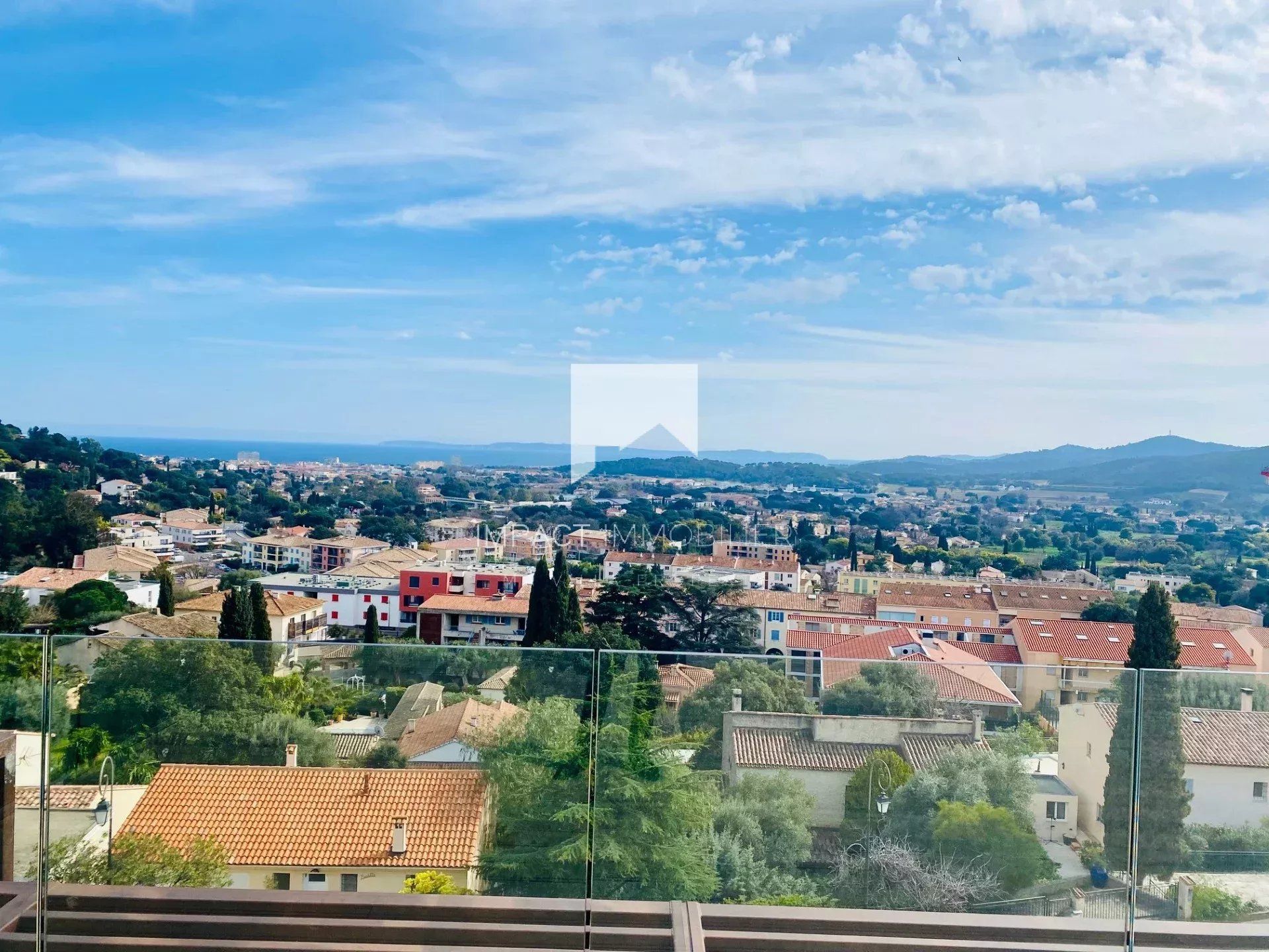 Condomínio no Bormes-les-Mimosas, Provence-Alpes-Cote d'Azur 12898562