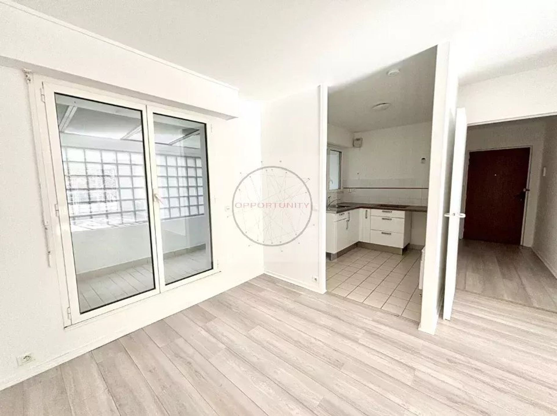 Condominio en Charenton-le-Pont, Ile-de-France 12898928