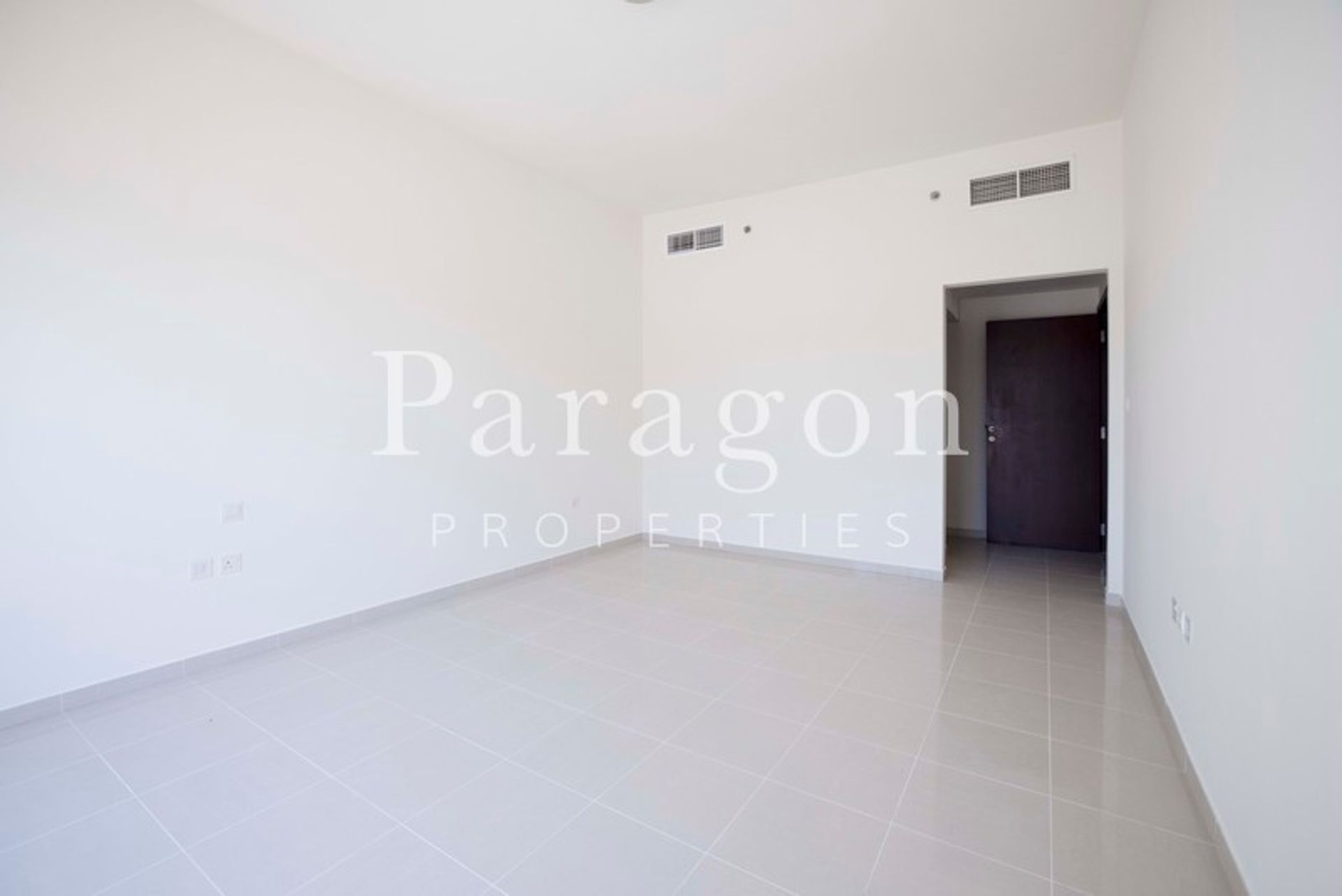 Condominium in Ras Al-Khaimah, Ras al Khaimah 12899110