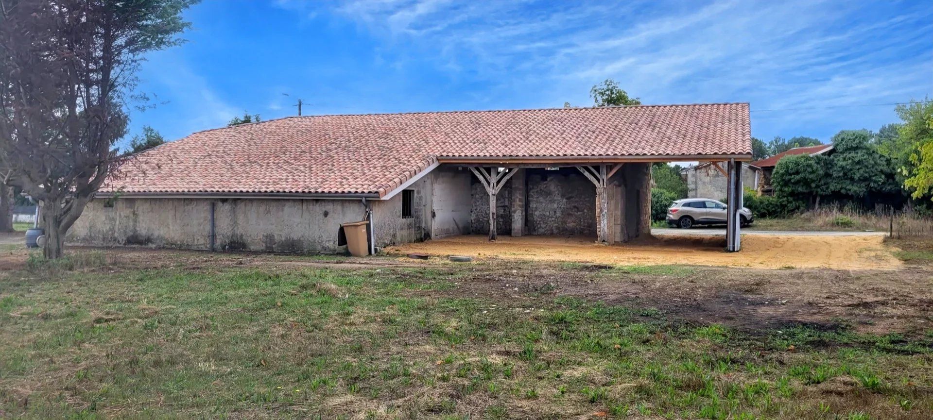 House in Lagorce, Nouvelle-Aquitaine 12899424