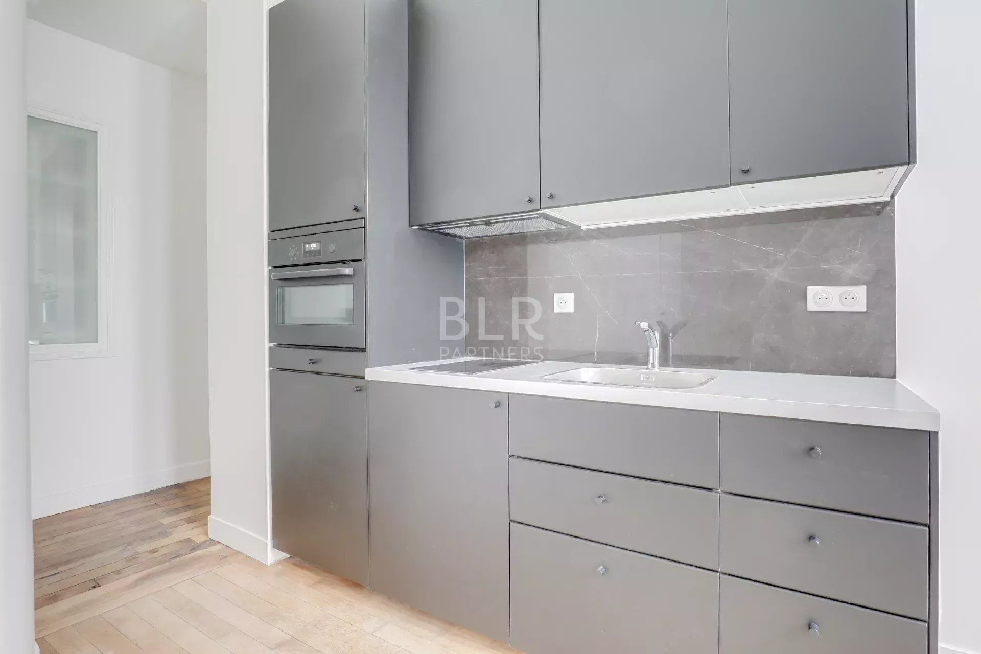 Condominium dans Paris 19ème, Paris 12899439