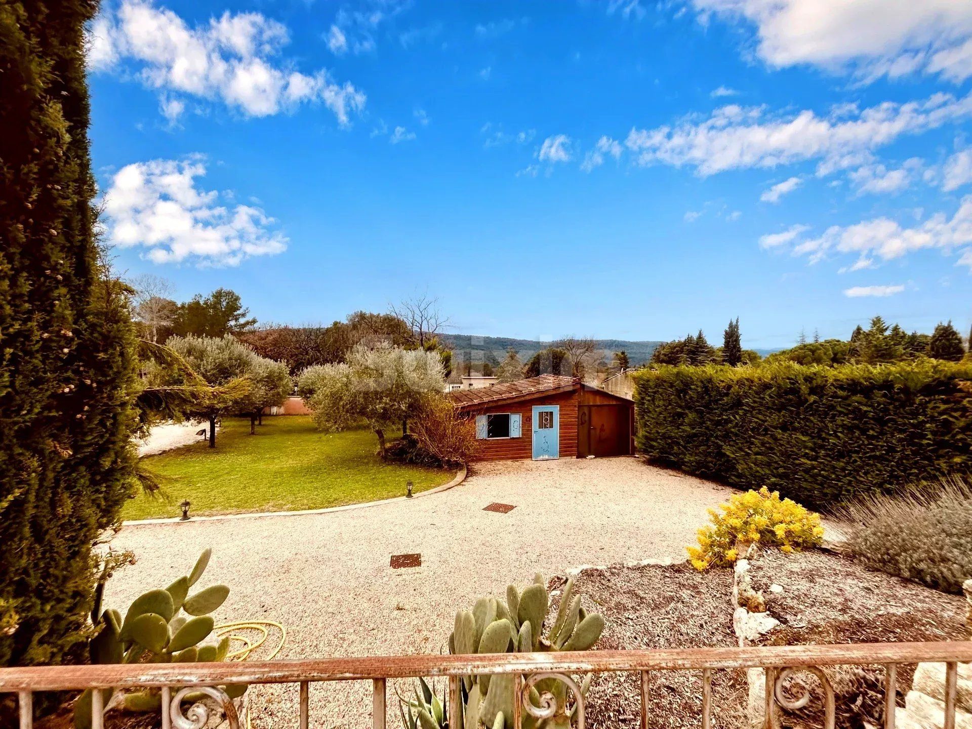 House in Villecroze, Provence-Alpes-Cote d'Azur 12901443