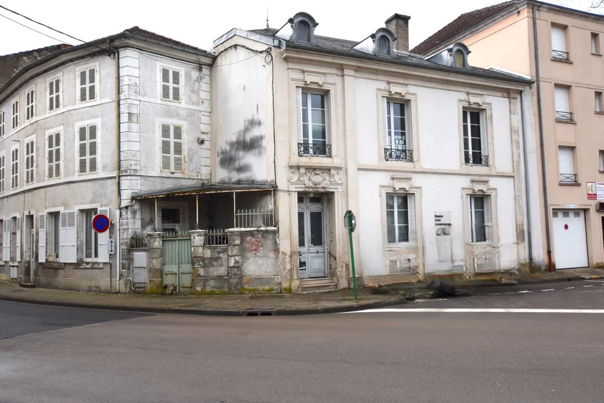 Talo sisään Bourbonne-les-Bains, Haute-Marne 12902768