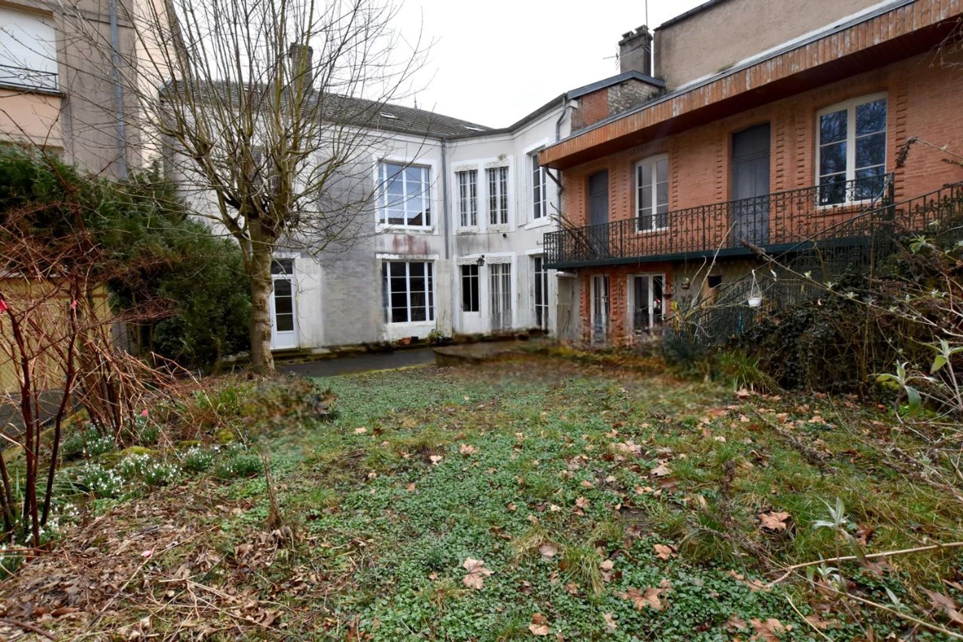 Huis in Bourbonne-les-Bains, Haute-Marne 12902768