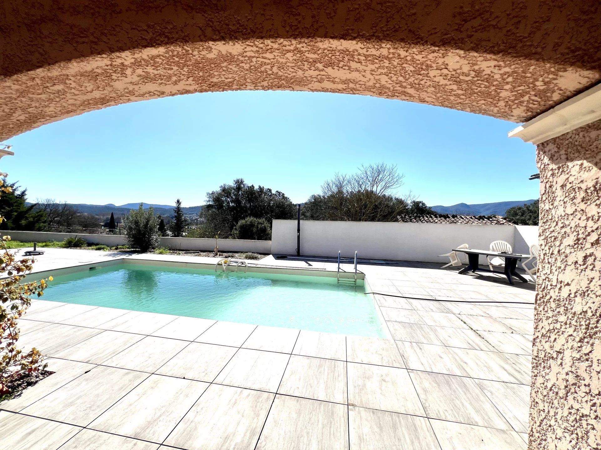 Huis in Brignoles, Provence-Alpes-Cote d'Azur 12903285