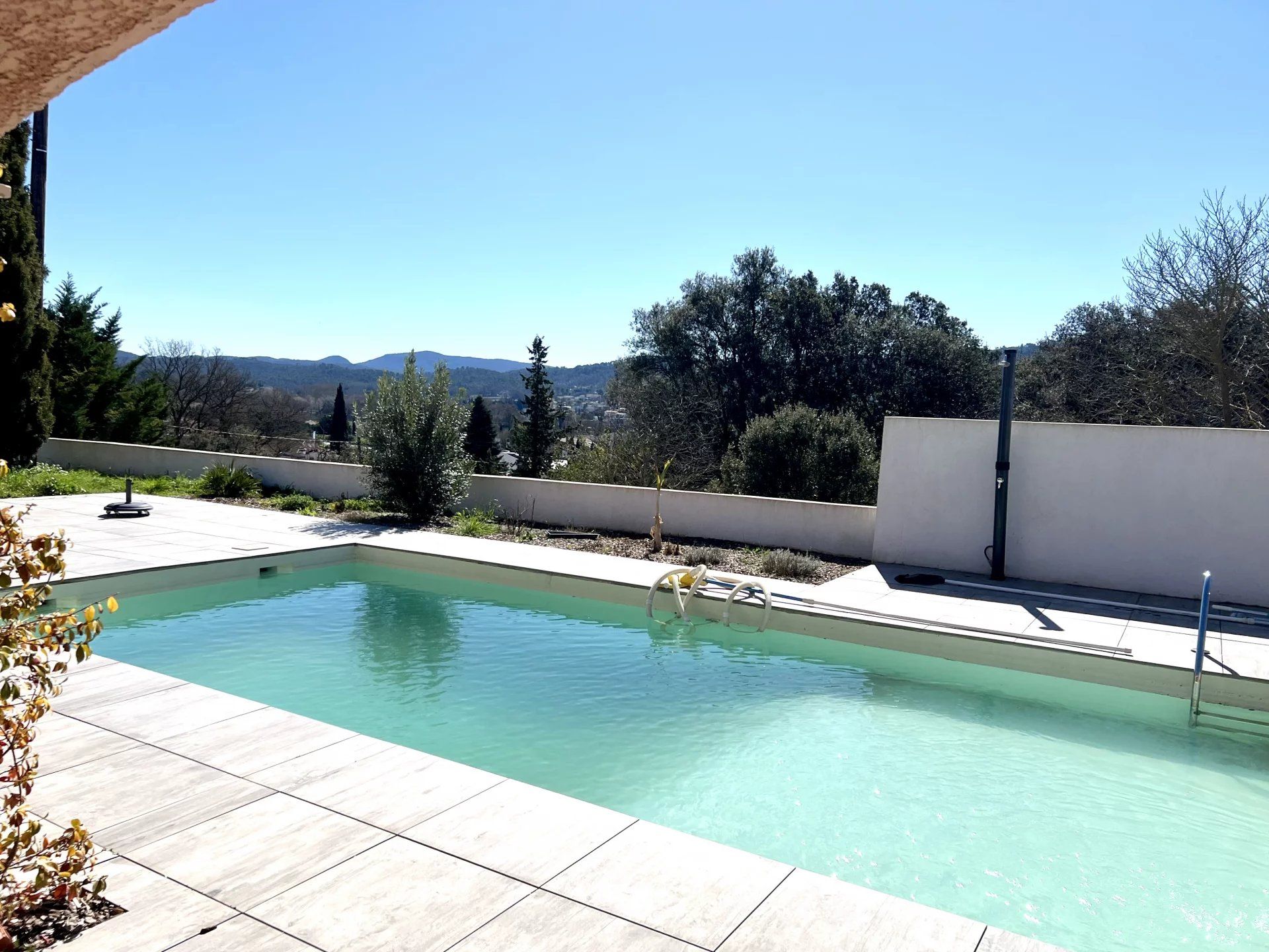 Hus i Brignoles, Provence-Alpes-Cote d'Azur 12903285