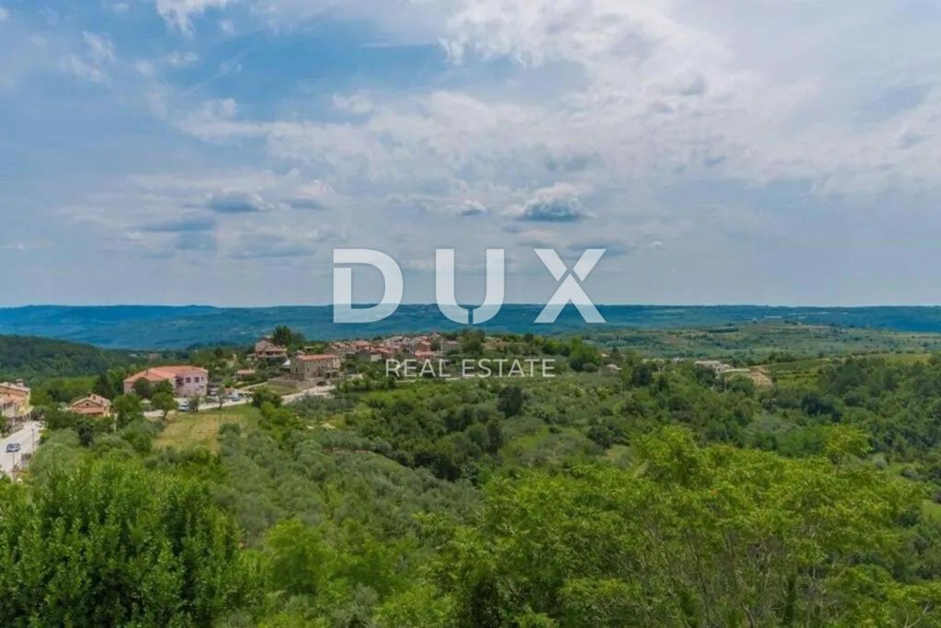 casa en Buje, Istria County 12903424