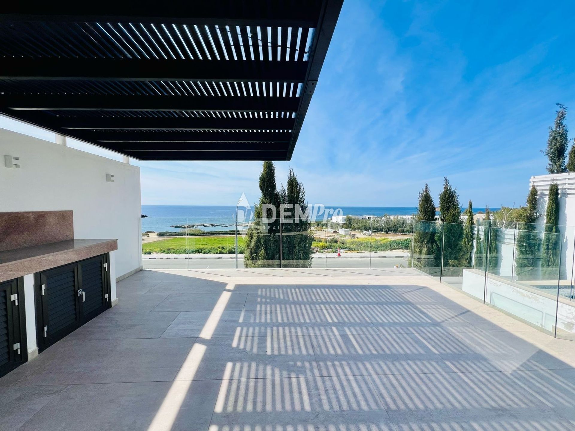 Dom w Peyia, Paphos 12903482