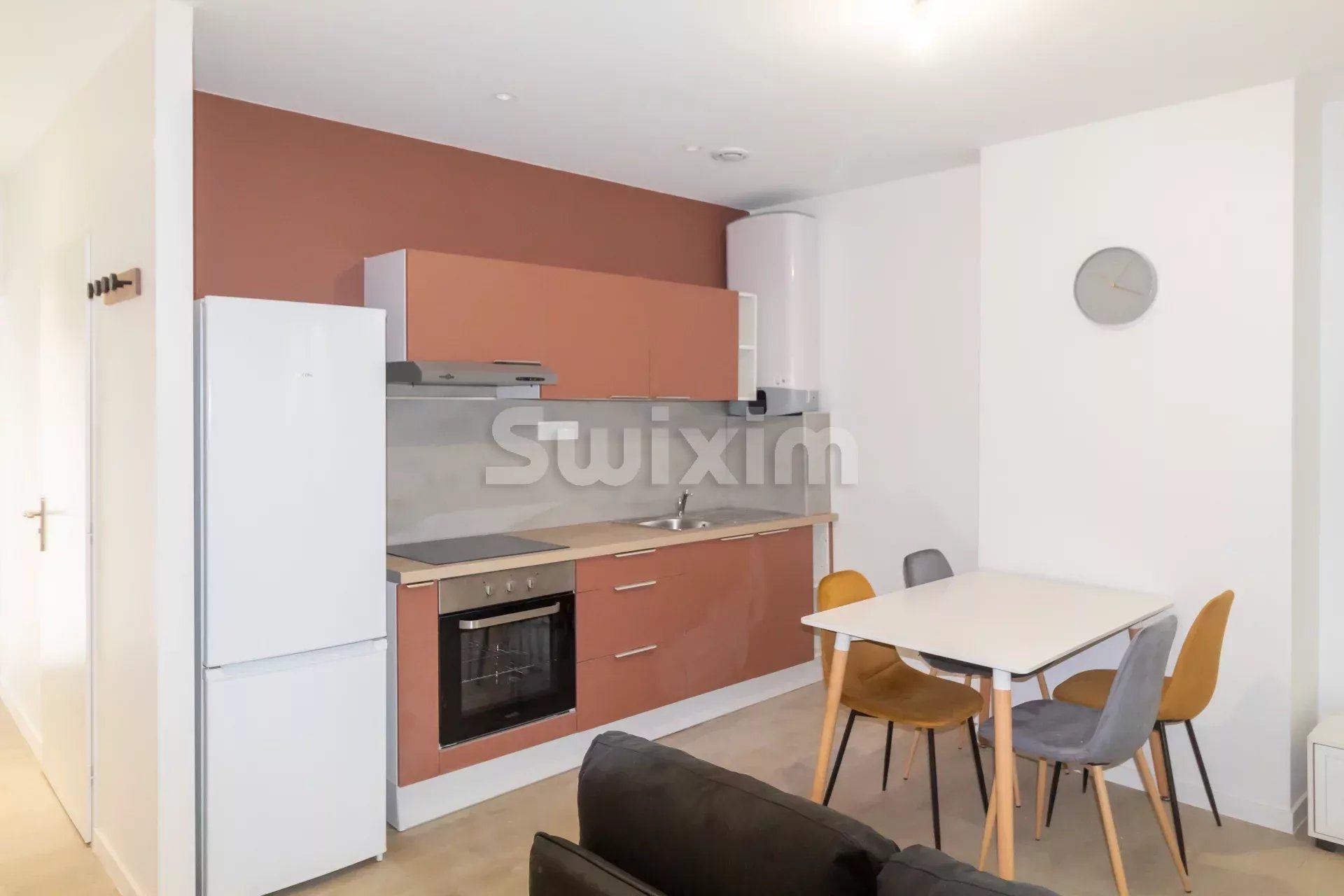 Condominio en Saint-Claude, Bourgogne-Franche-Comte 12903741