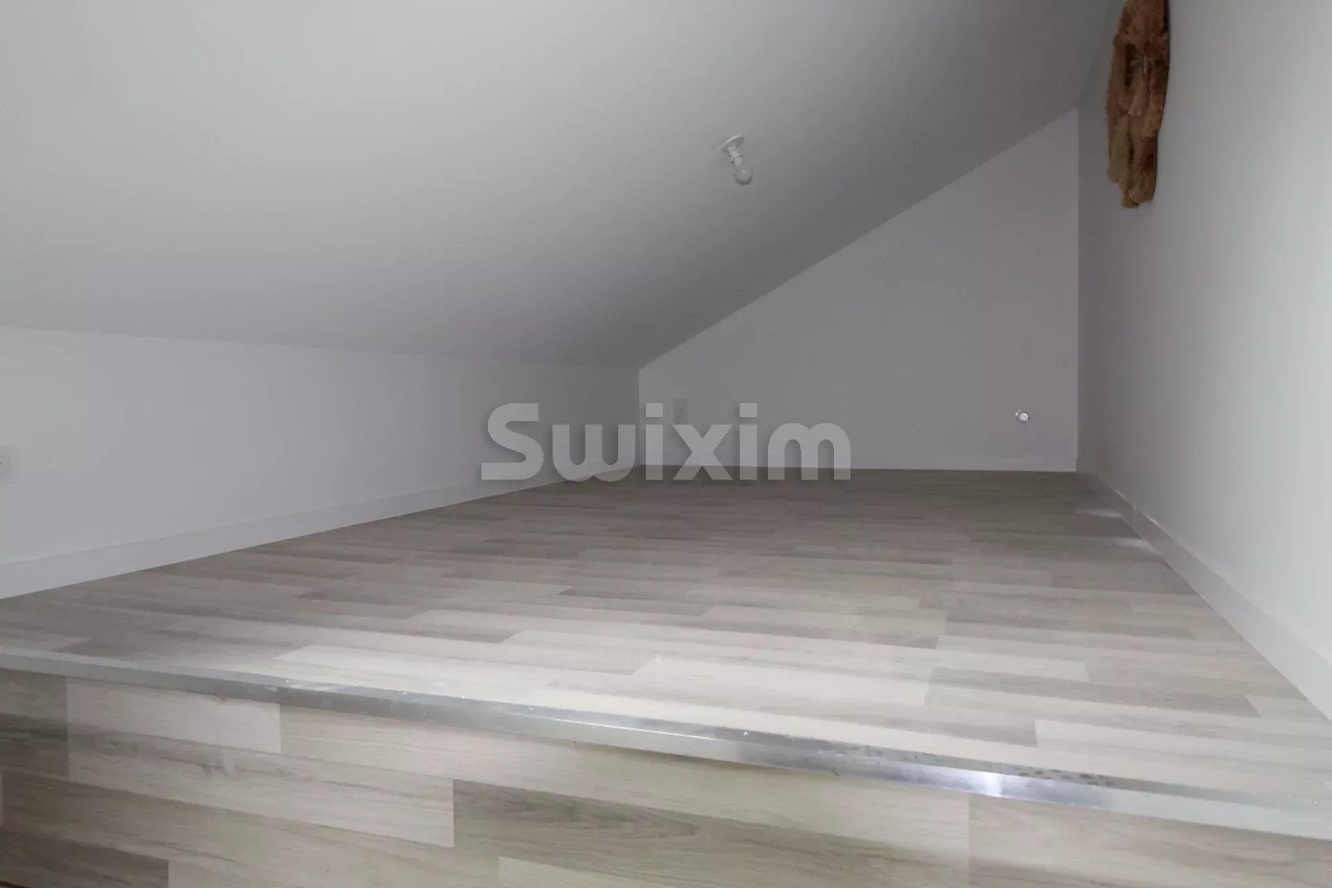 Condominium in Saint-Claude, Bourgogne-Franche-Comte 12903741