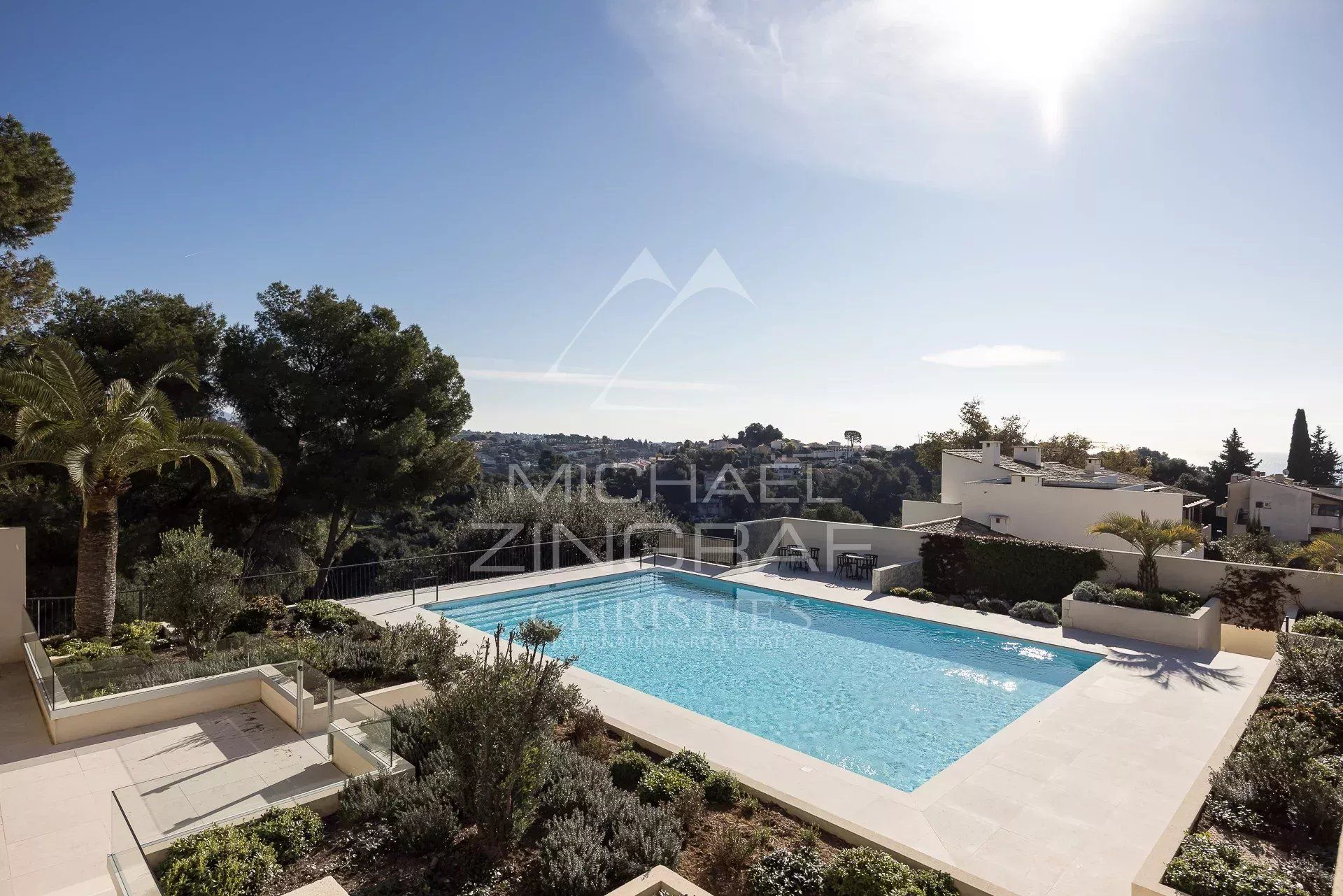 Condominium in Cagnes-sur-Mer, Alpes-Maritimes 12903760