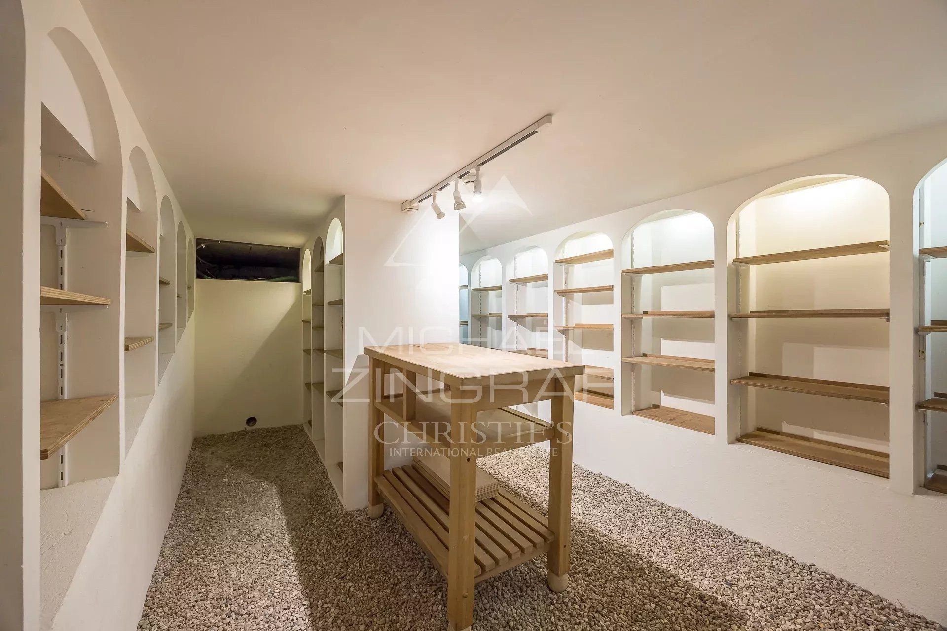 عمارات في Cagnes-sur-Mer, Alpes-Maritimes 12903760