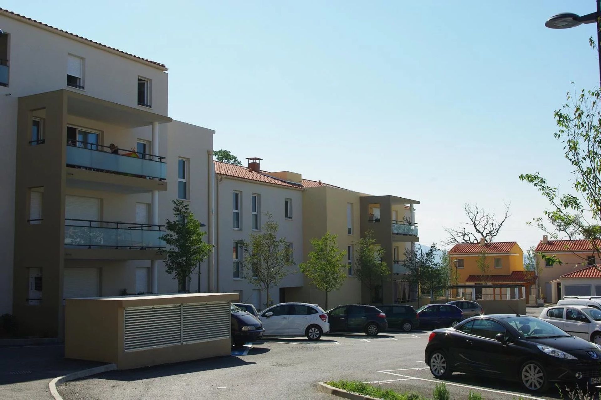 Condominium in Frejus, Provence-Alpes-Cote d'Azur 12903803