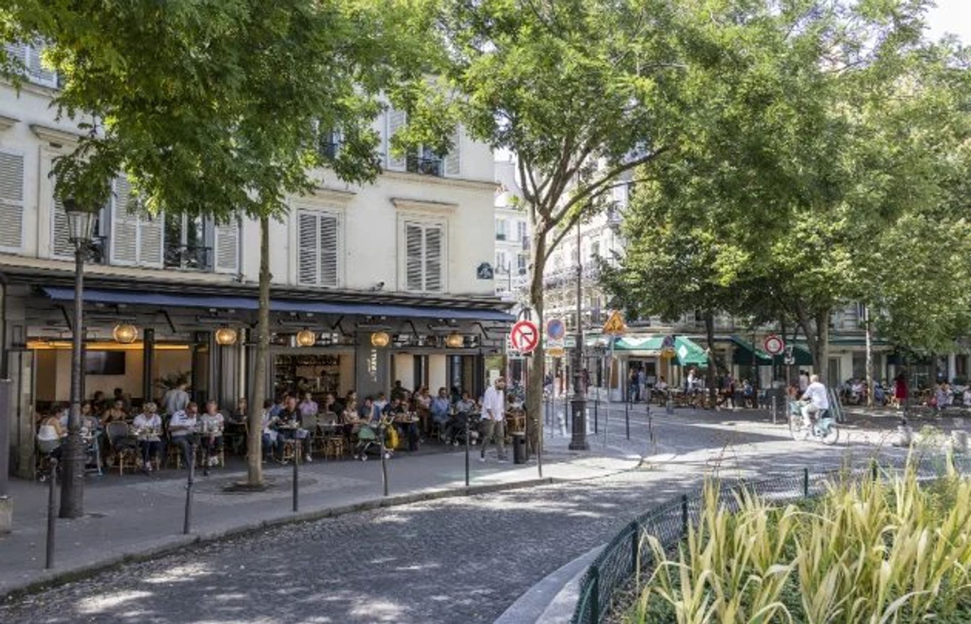 Résidentiel dans Paris 17ème, Paris 12903842