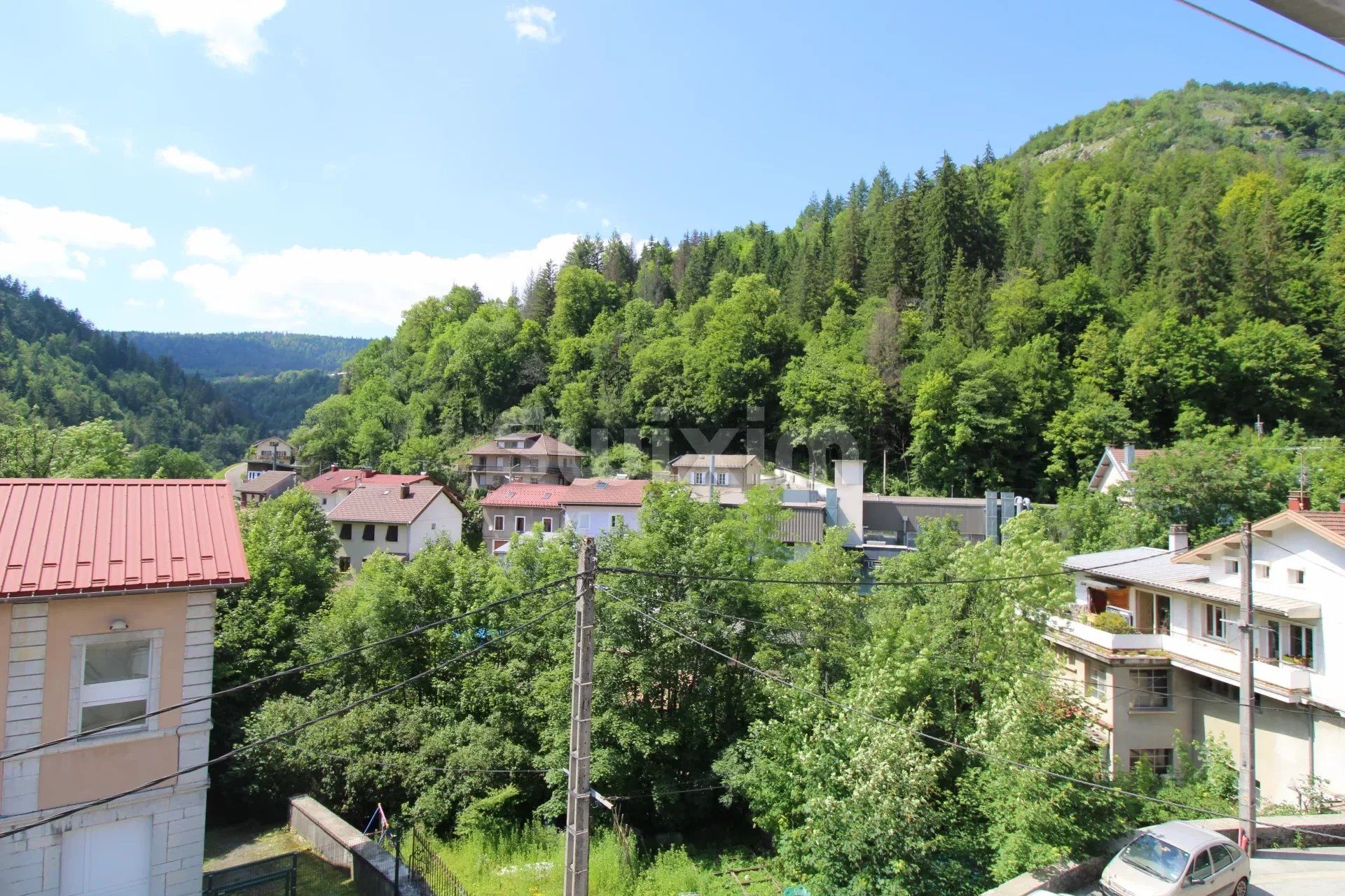 Osakehuoneisto sisään Morez, Bourgogne-Franche-Comte 12904189