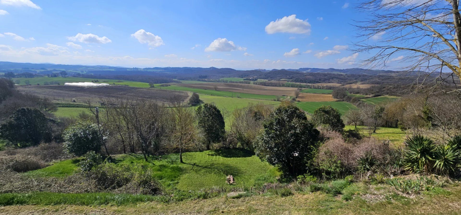 Rumah di Saint-Julien-de-Briola, Aude 12904239