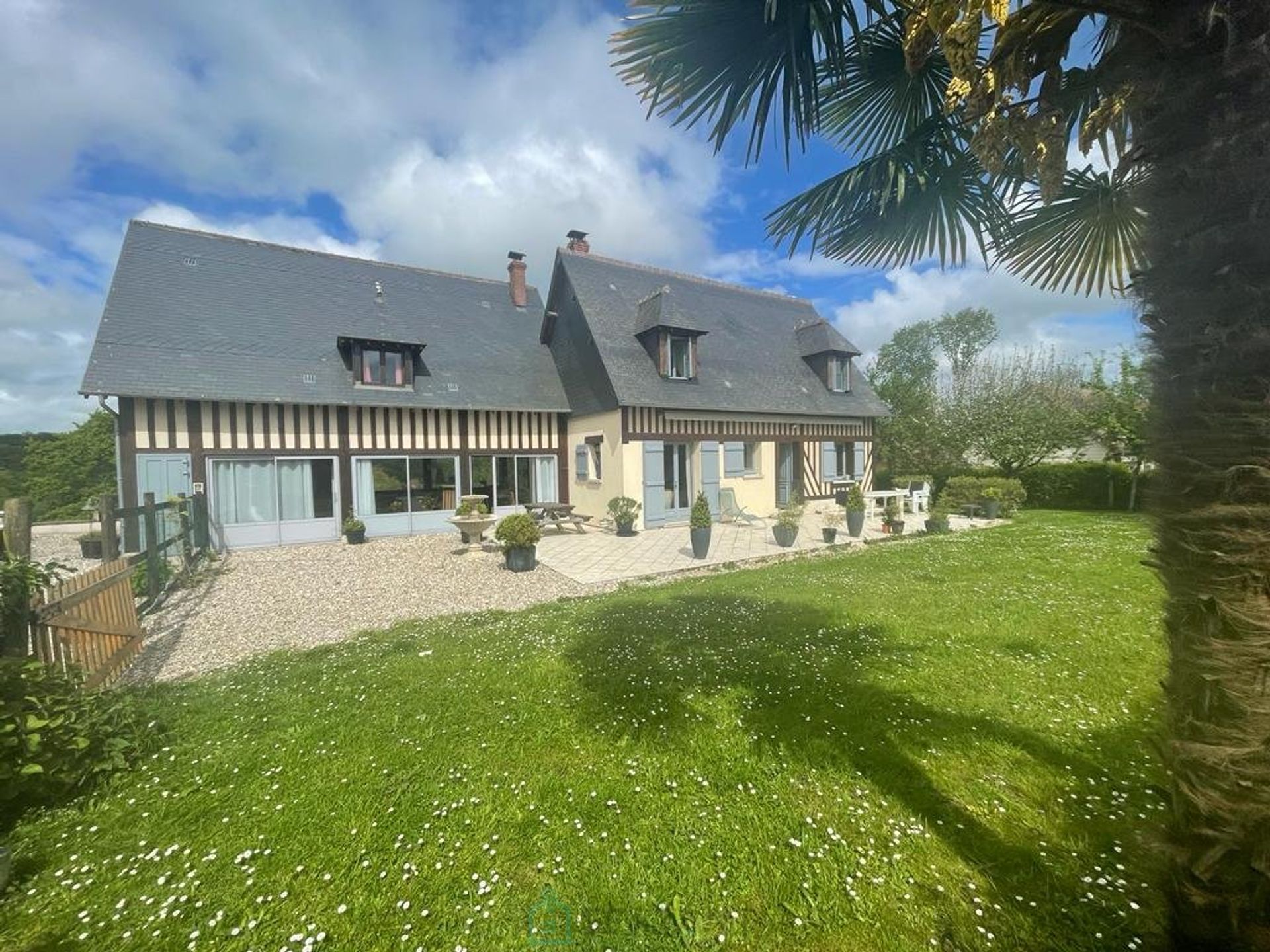 Andere im Pont-l'Évêque, Normandy 12904550